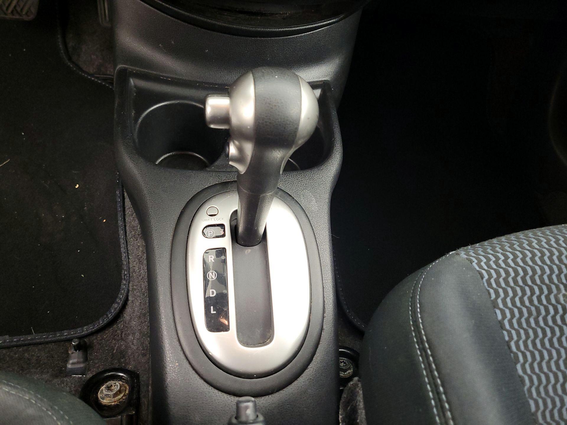 Thumbnail: 2016 Nissan Versa Note - 15