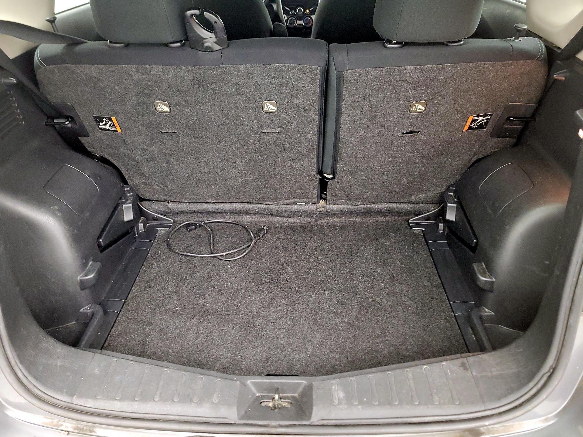 Thumbnail: 2016 Nissan Versa Note - 16
