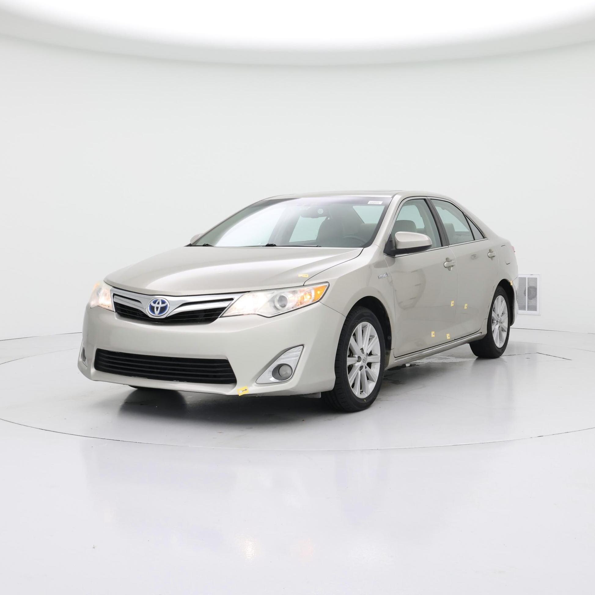 Thumbnail: 2014 Toyota Camry - 4