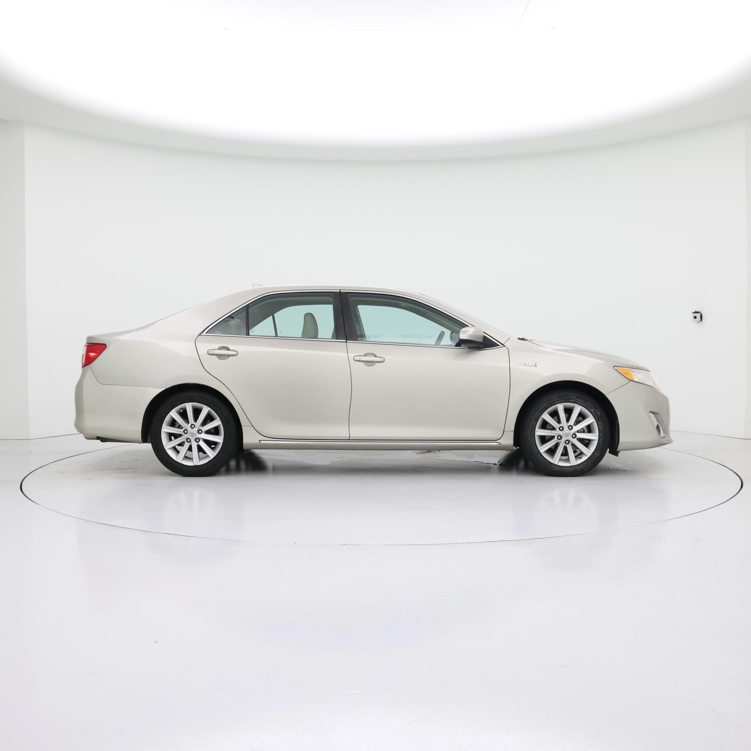 Thumbnail: 2014 Toyota Camry - 7