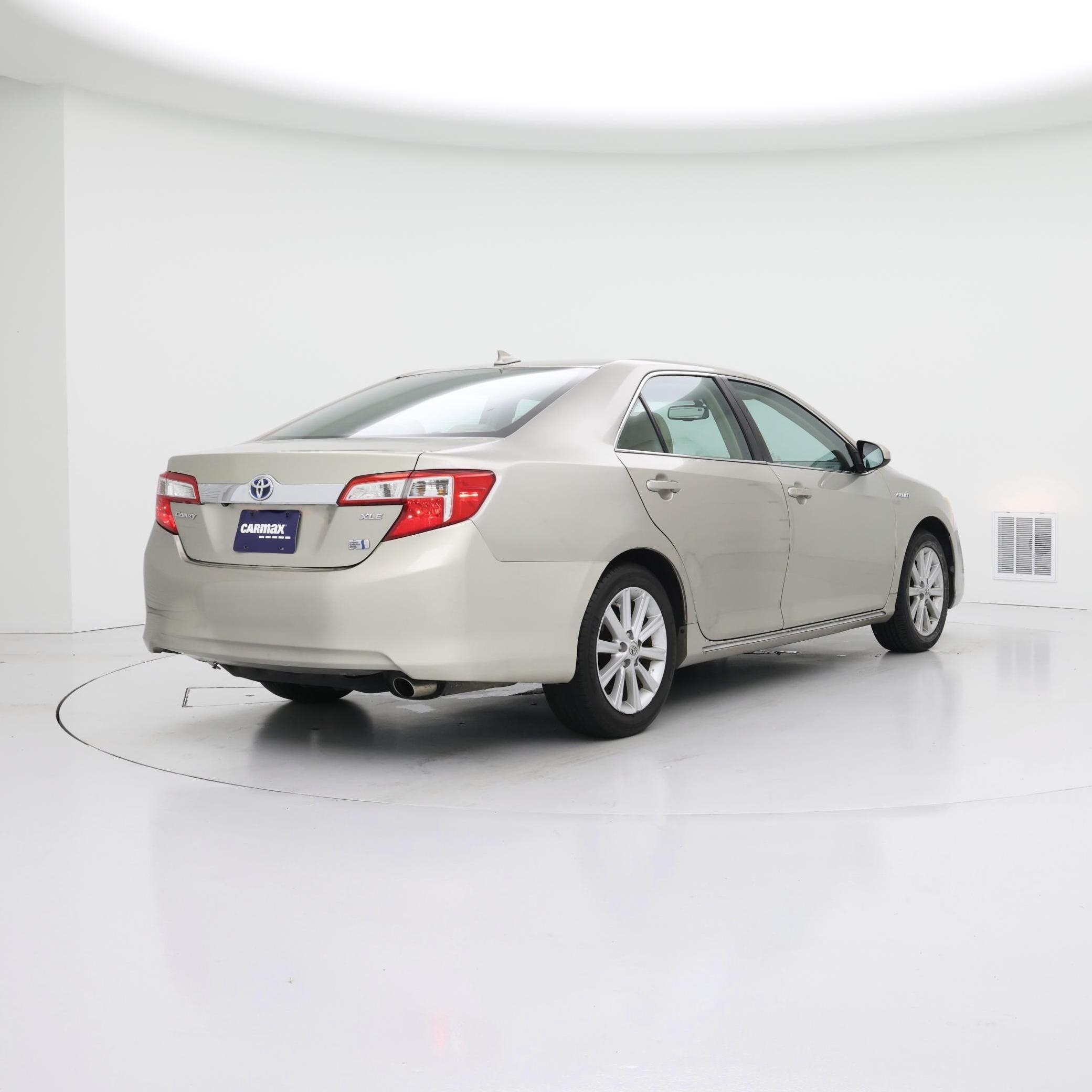 Thumbnail: 2014 Toyota Camry - 8