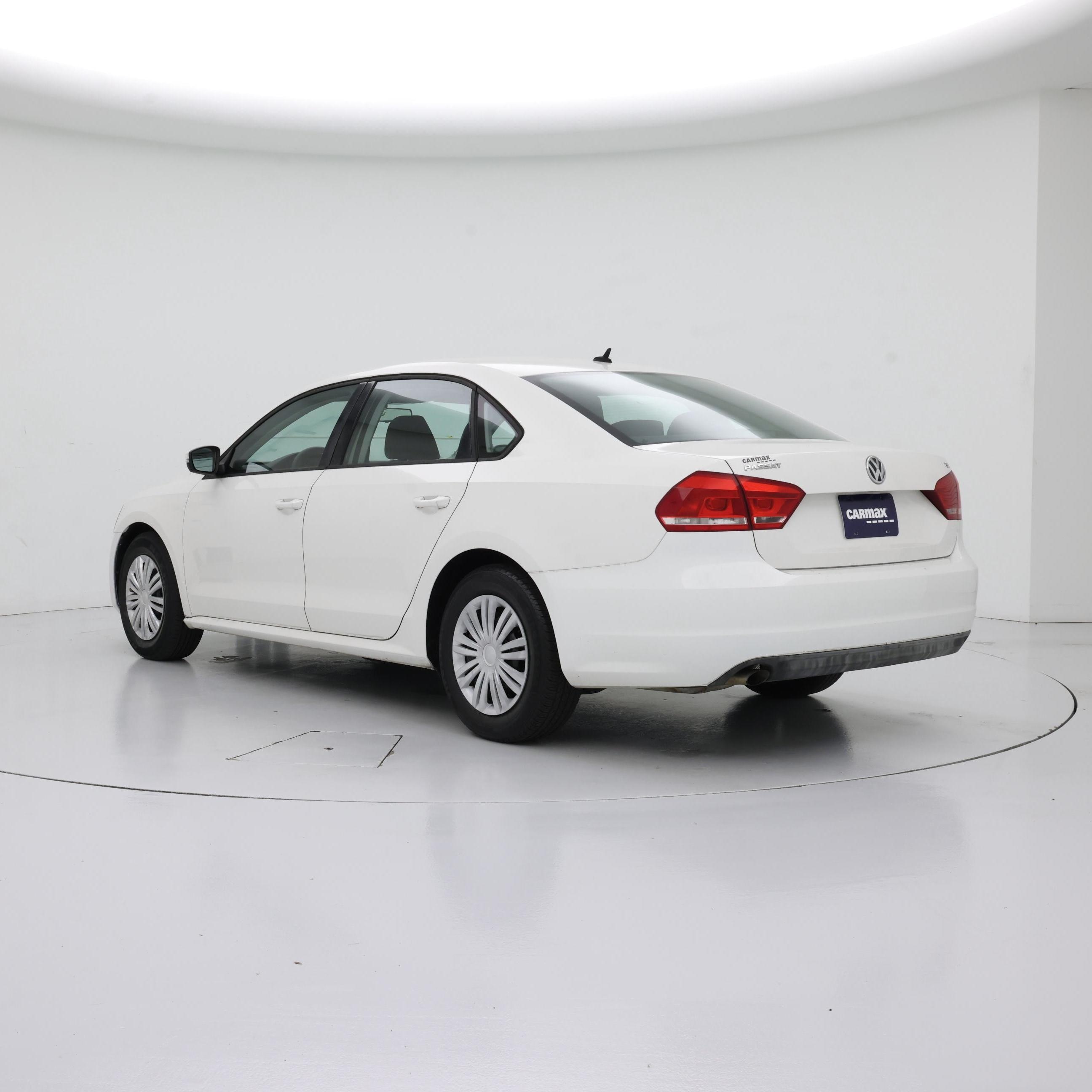 Thumbnail: 2014 Volkswagen Passat - 2