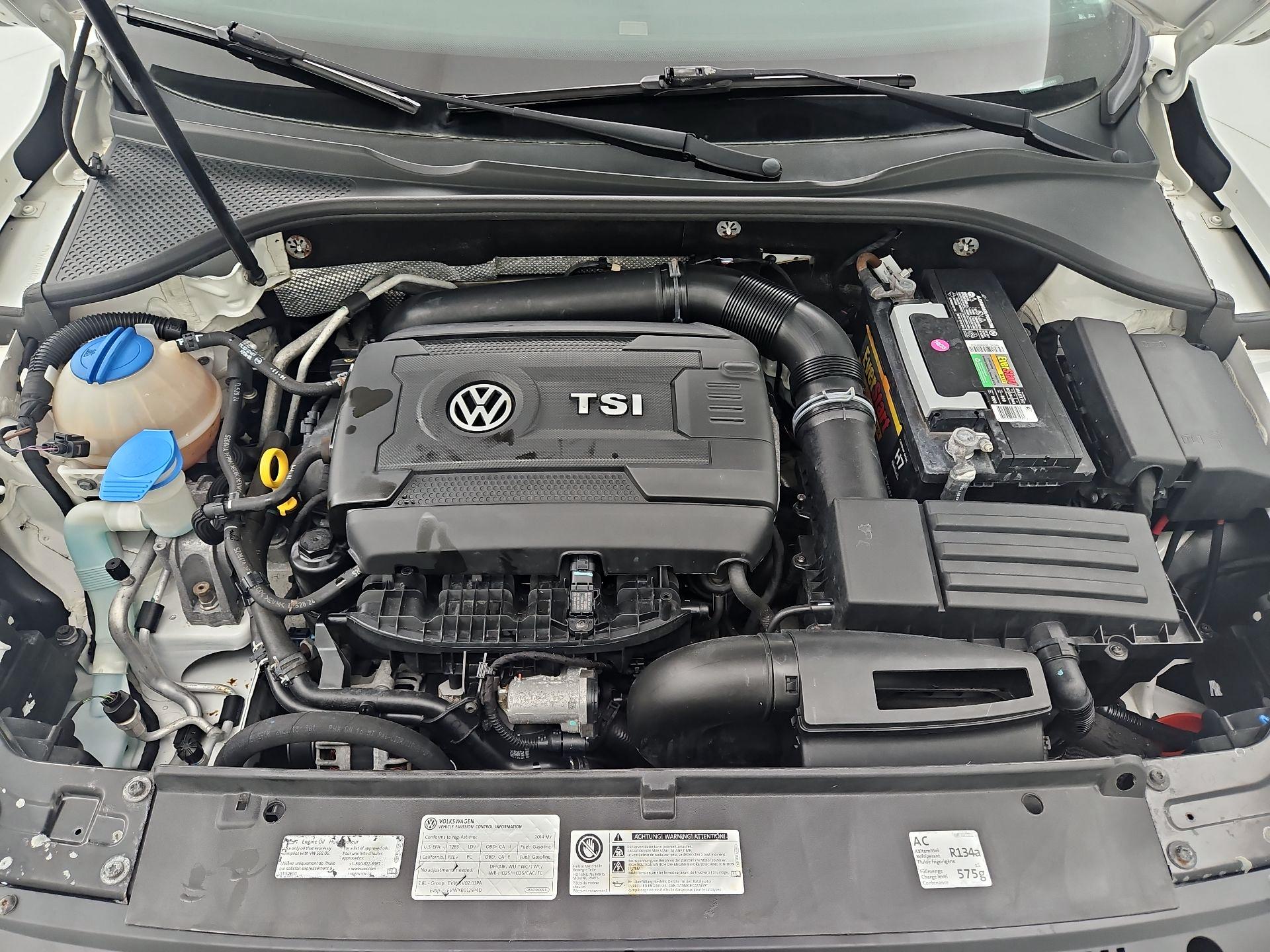 Thumbnail: 2014 Volkswagen Passat - 20