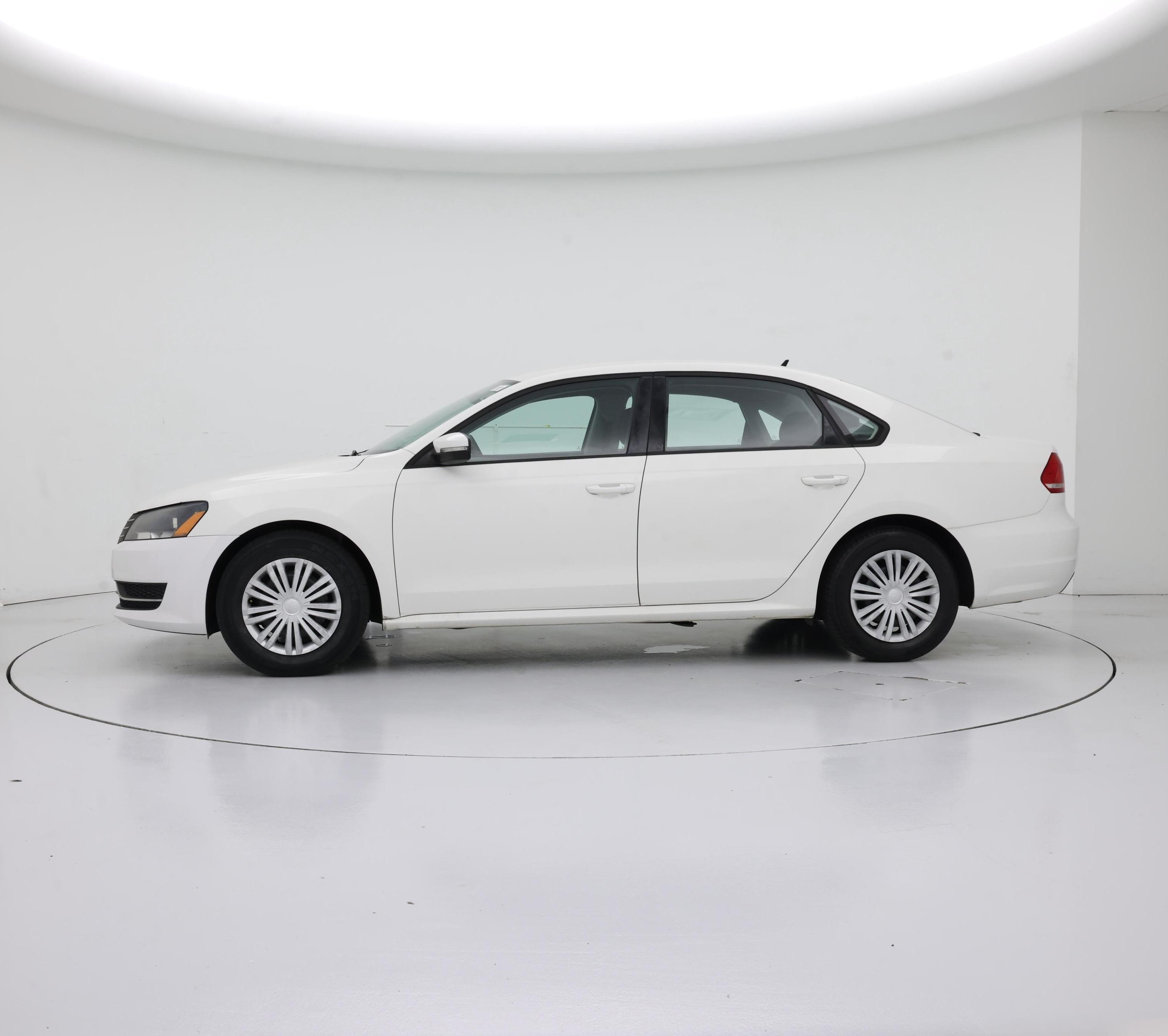Thumbnail: 2014 Volkswagen Passat - 3