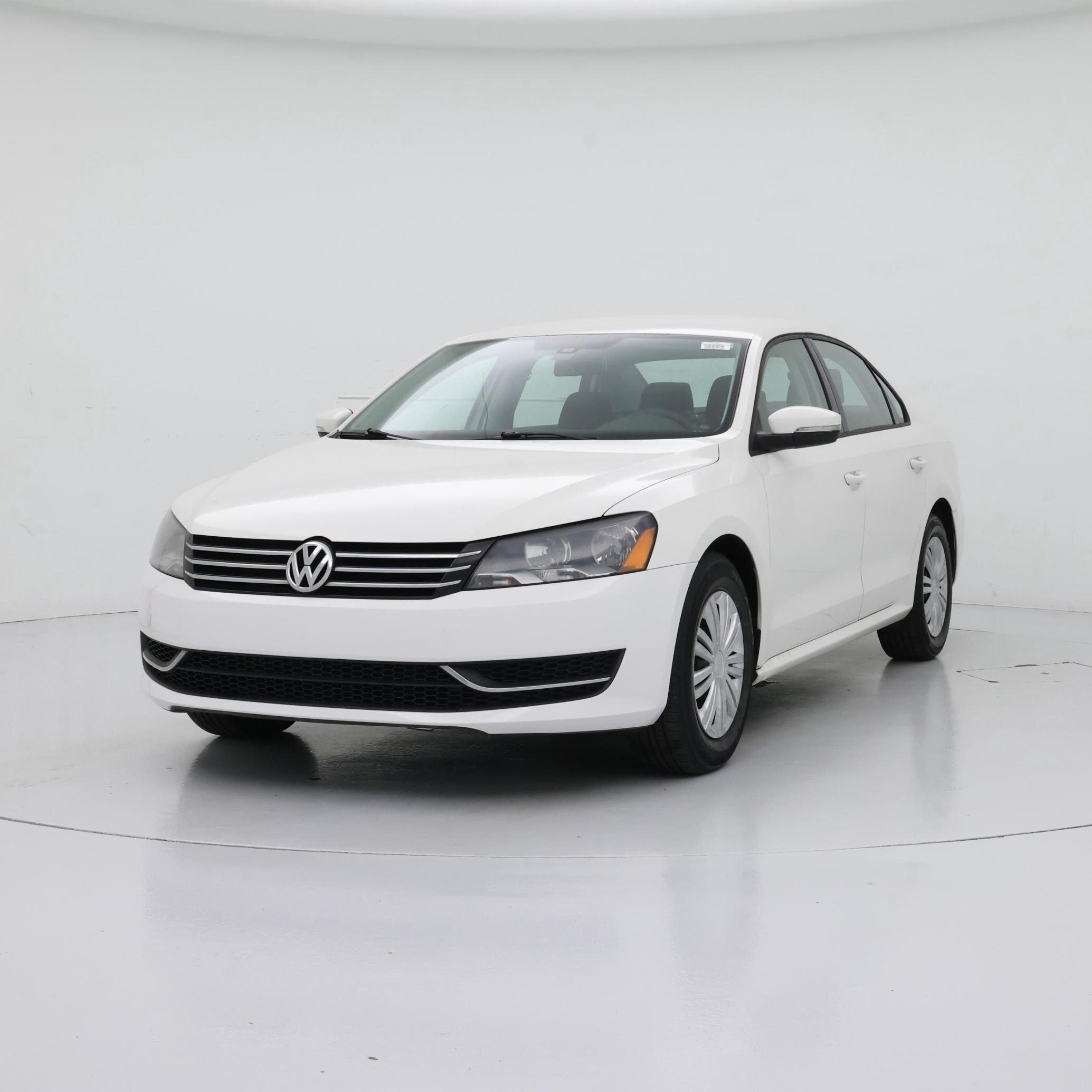 Thumbnail: 2014 Volkswagen Passat - 4