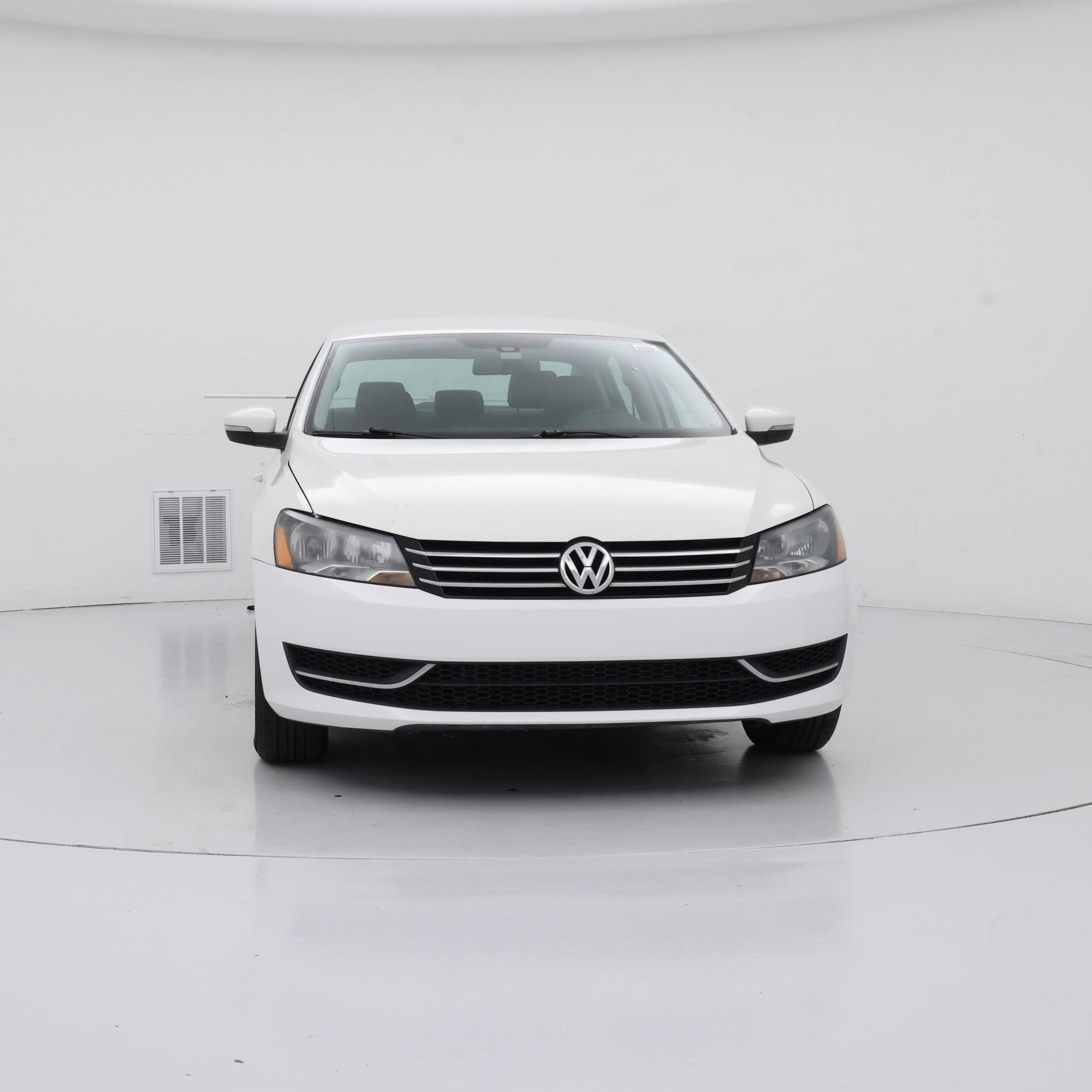 Thumbnail: 2014 Volkswagen Passat - 5