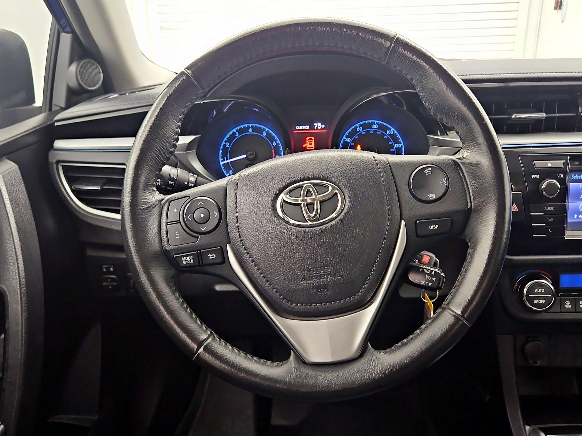 Thumbnail: 2016 Toyota Corolla - 10