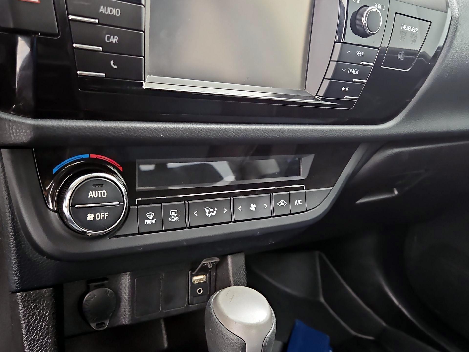 Thumbnail: 2016 Toyota Corolla - 16