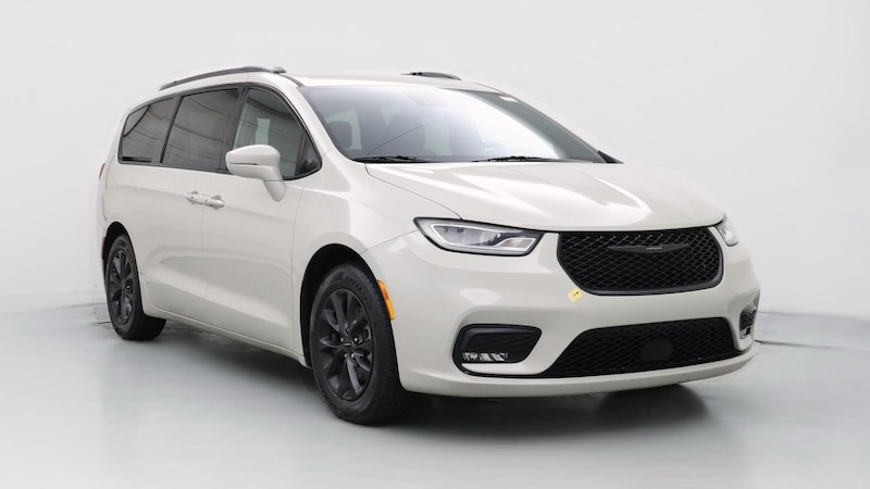 2021 Chrysler Pacifica Touring L Hero Image