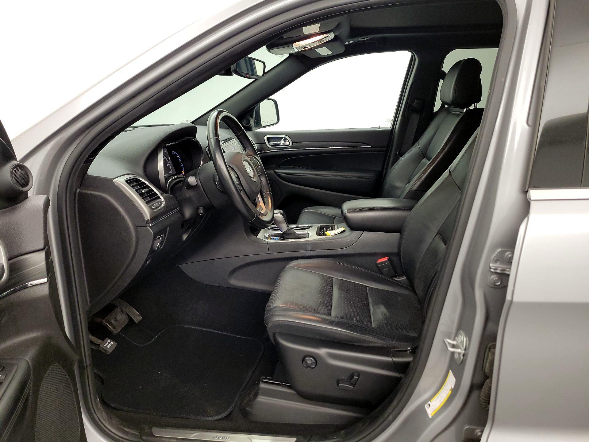 Thumbnail: 2019 Jeep Grand Cherokee - 11