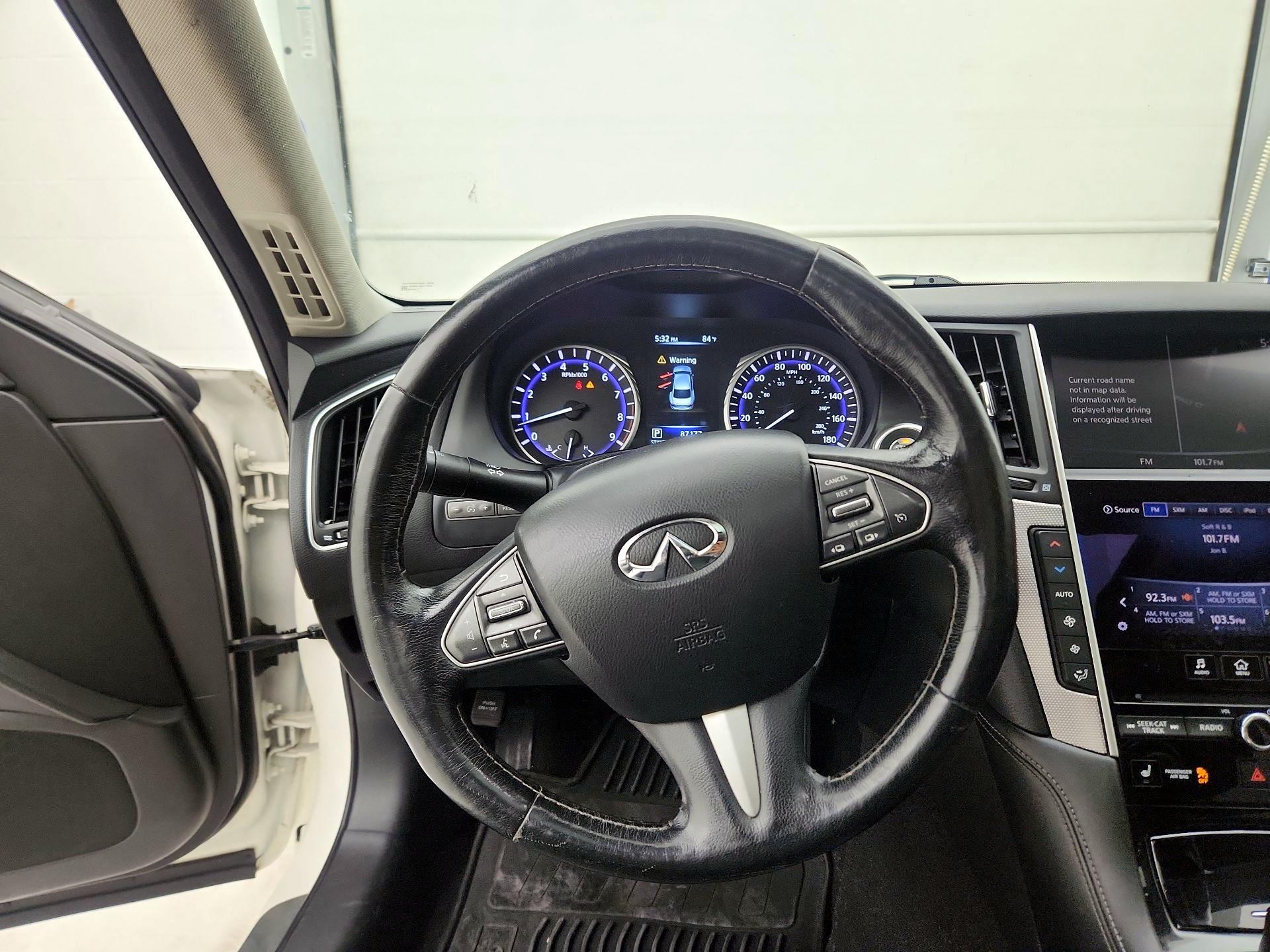 Thumbnail: 2015 INFINITI Q50 - 10