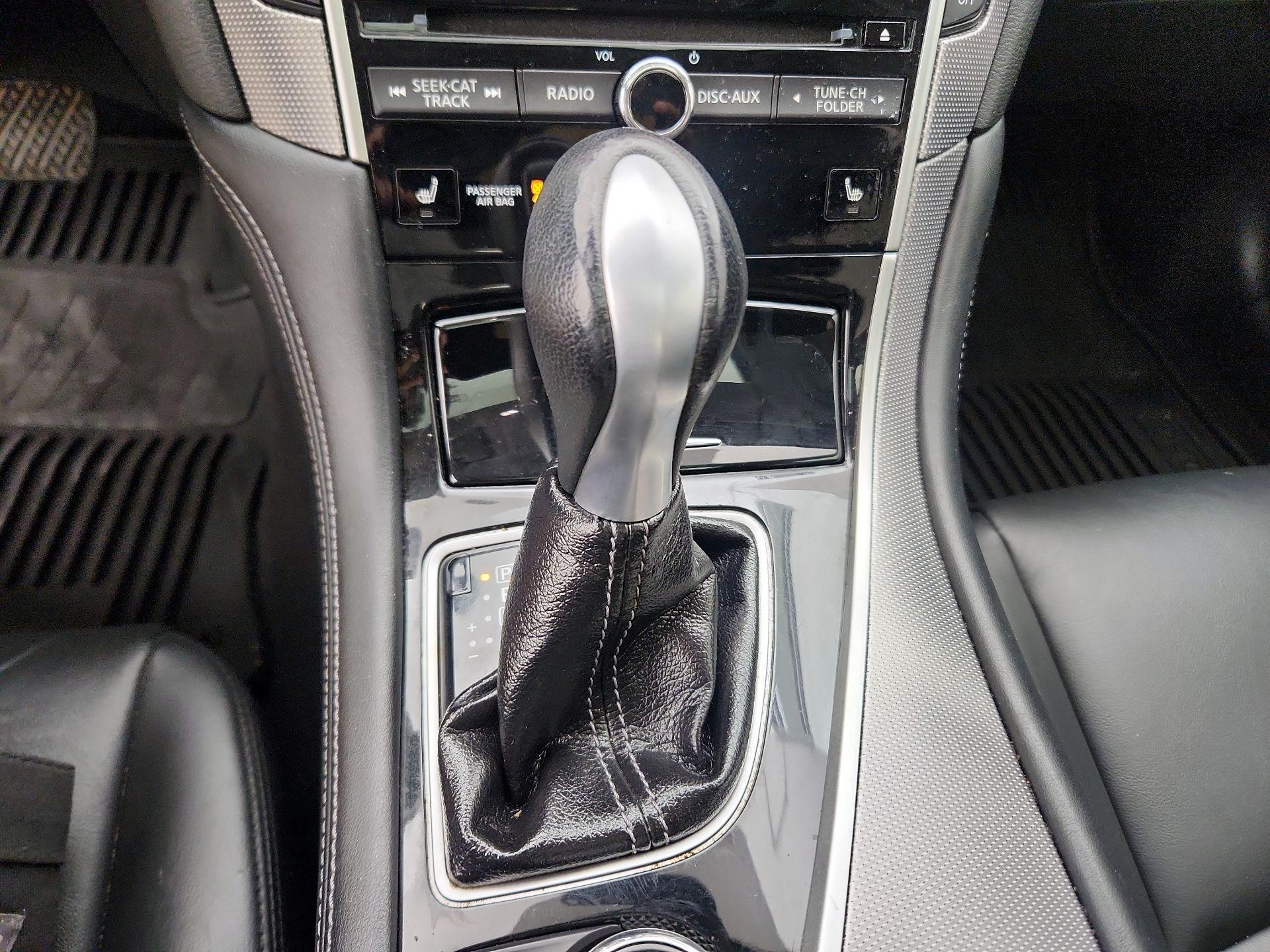 Thumbnail: 2015 INFINITI Q50 - 17