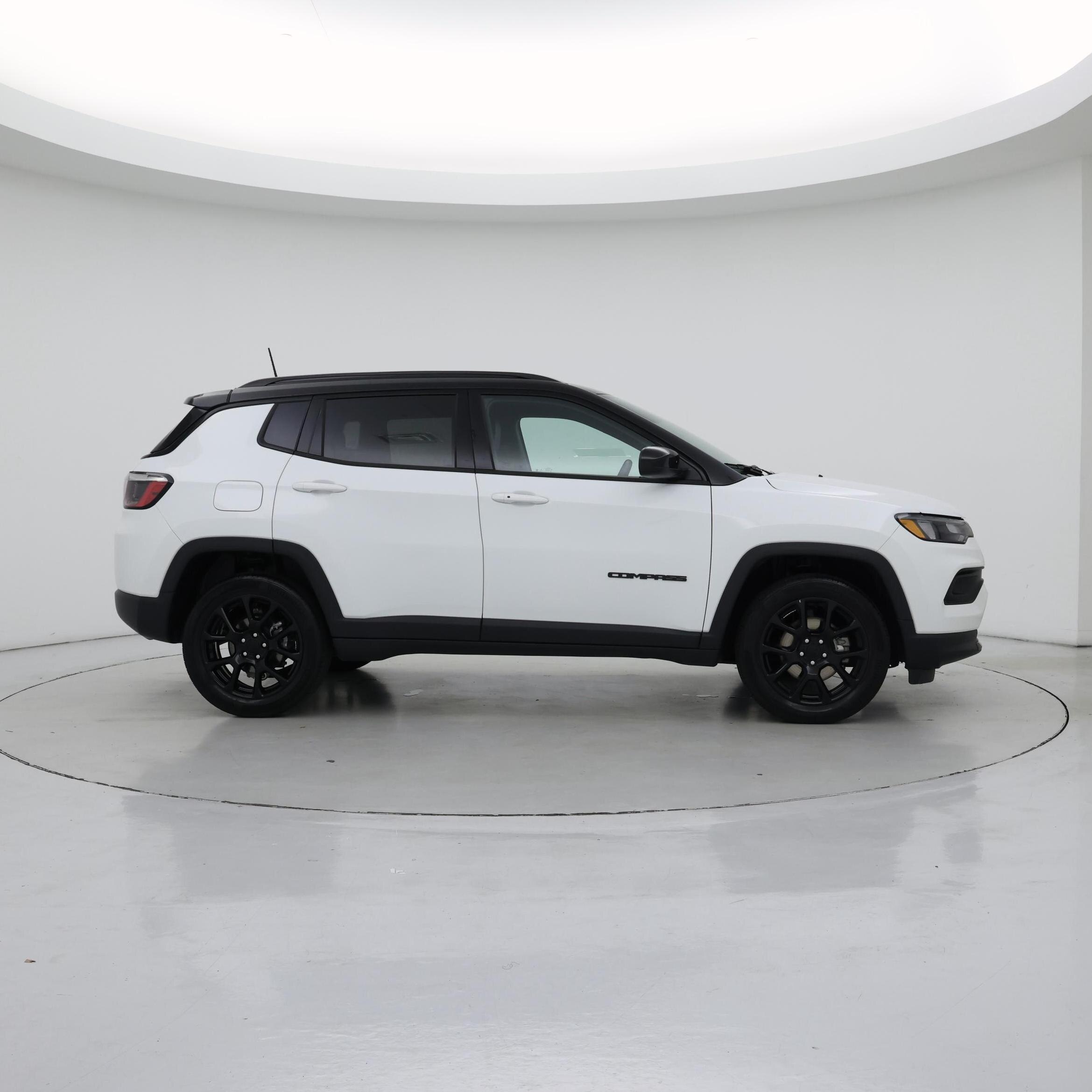 Thumbnail: 2022 Jeep Compass - 7