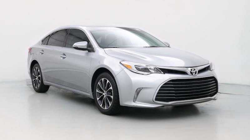 2016 Toyota Avalon XLE Hero Image