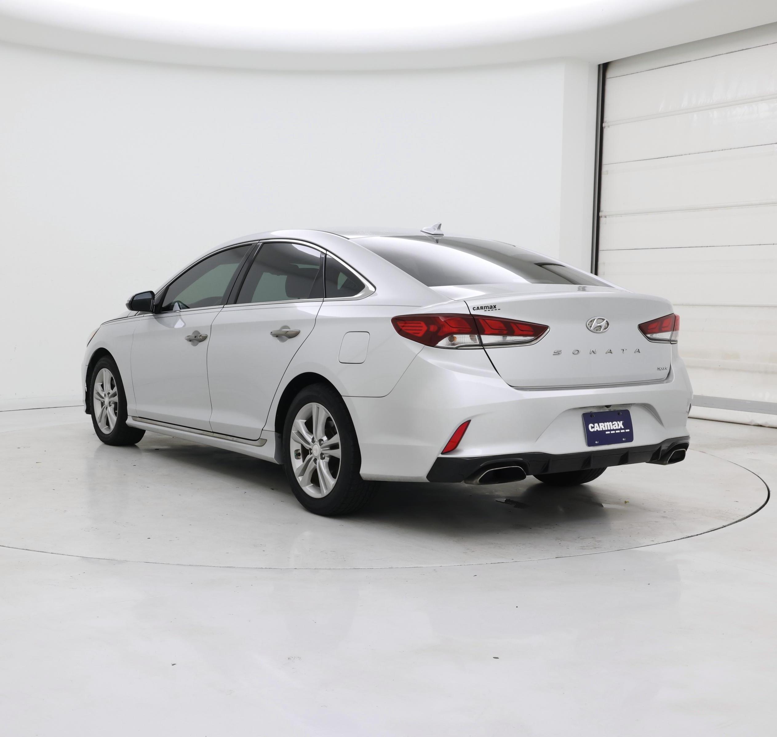 Thumbnail: 2018 Hyundai Sonata - 2