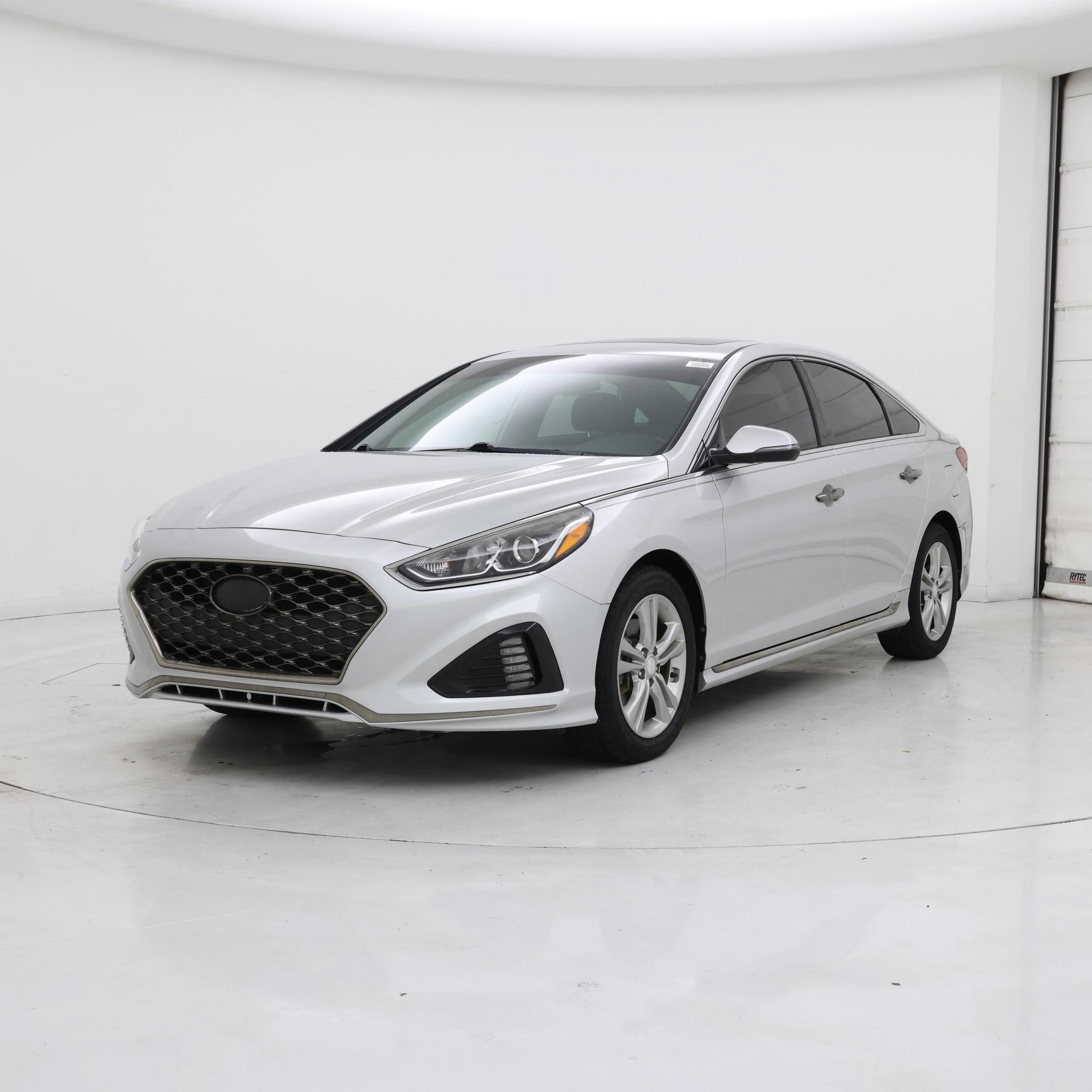 Thumbnail: 2018 Hyundai Sonata - 4