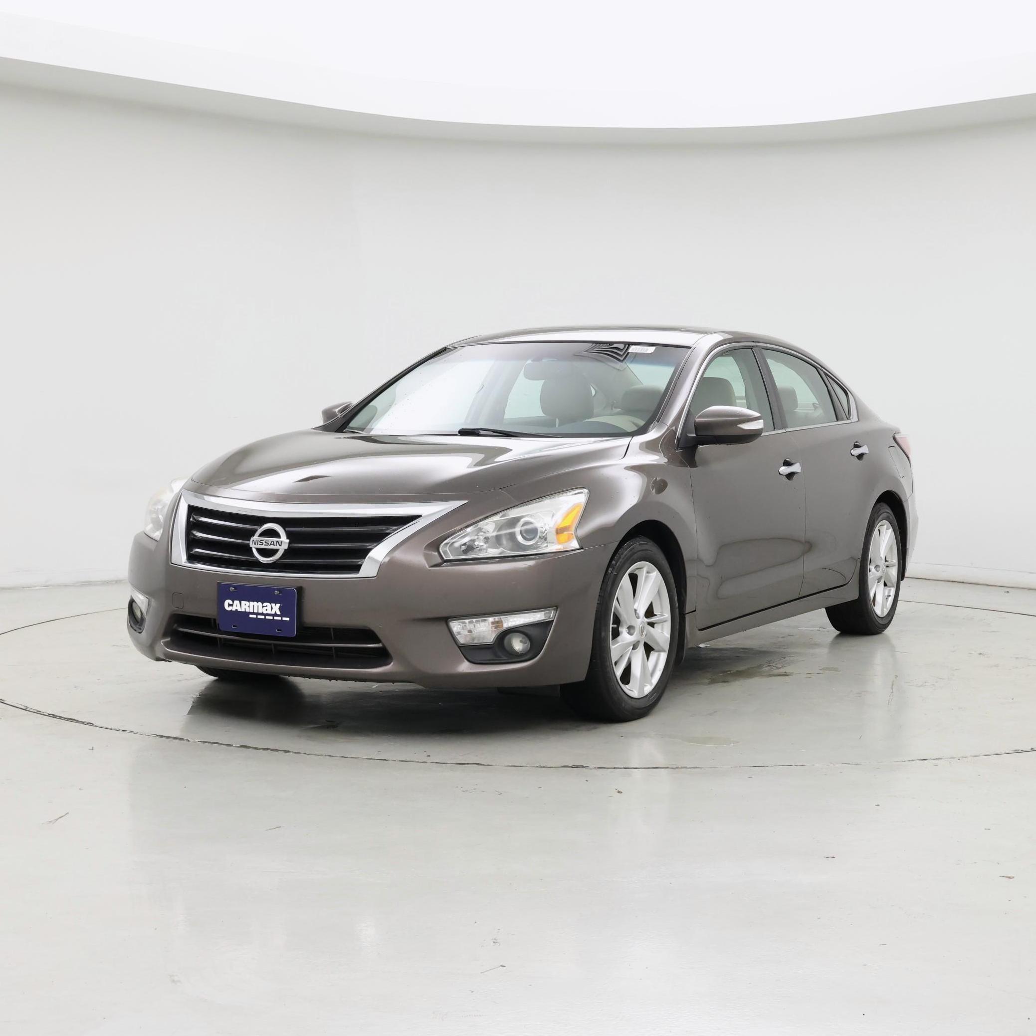 Thumbnail: 2014 Nissan Altima - 4