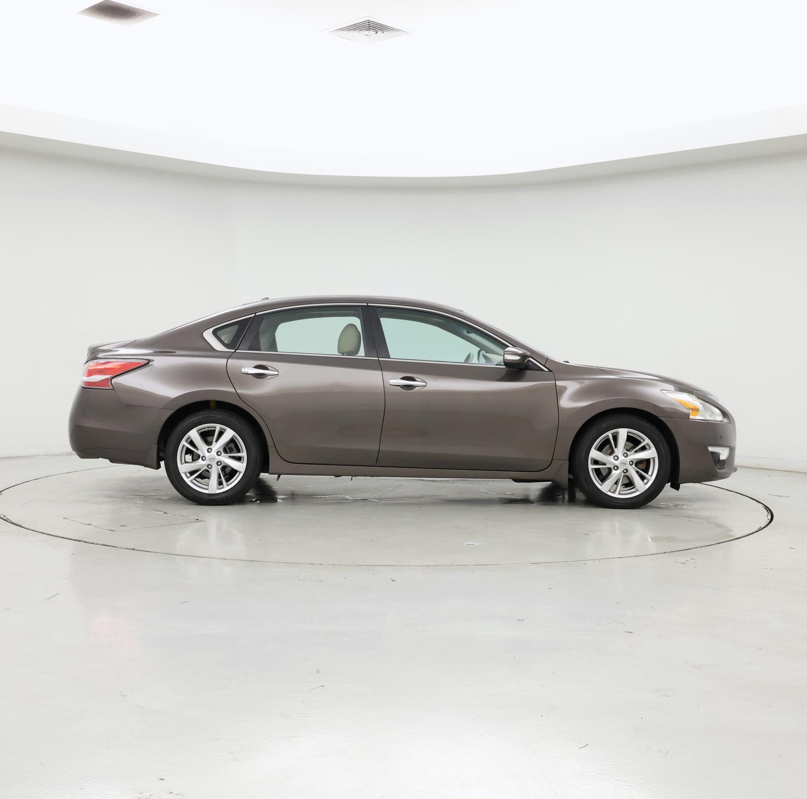 Thumbnail: 2014 Nissan Altima - 7