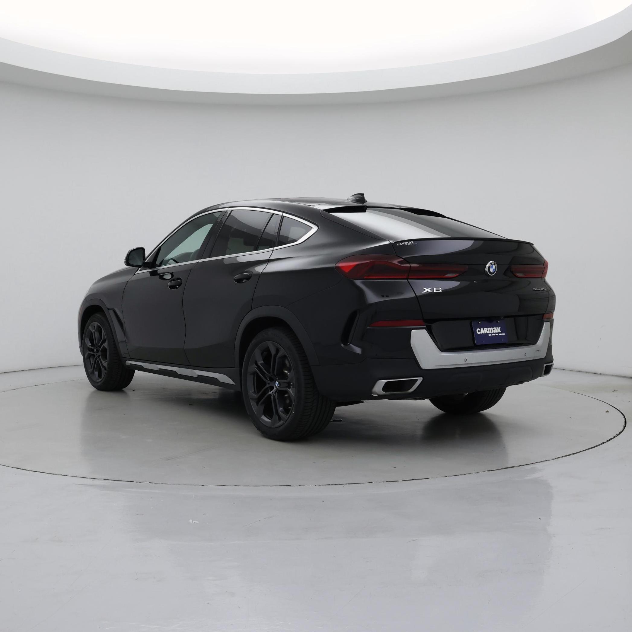 Thumbnail: 2021 BMW X6 - 2
