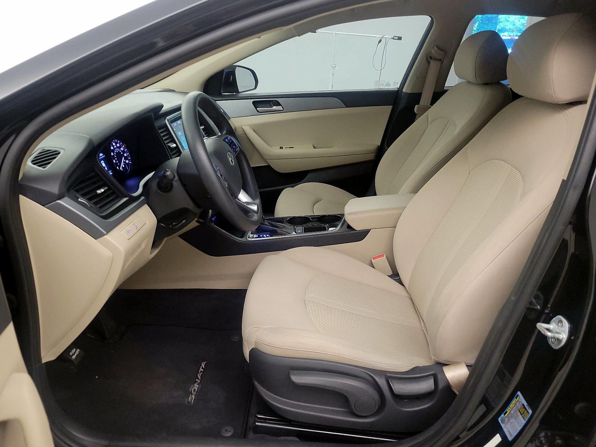 Thumbnail: 2019 Hyundai Sonata - 11