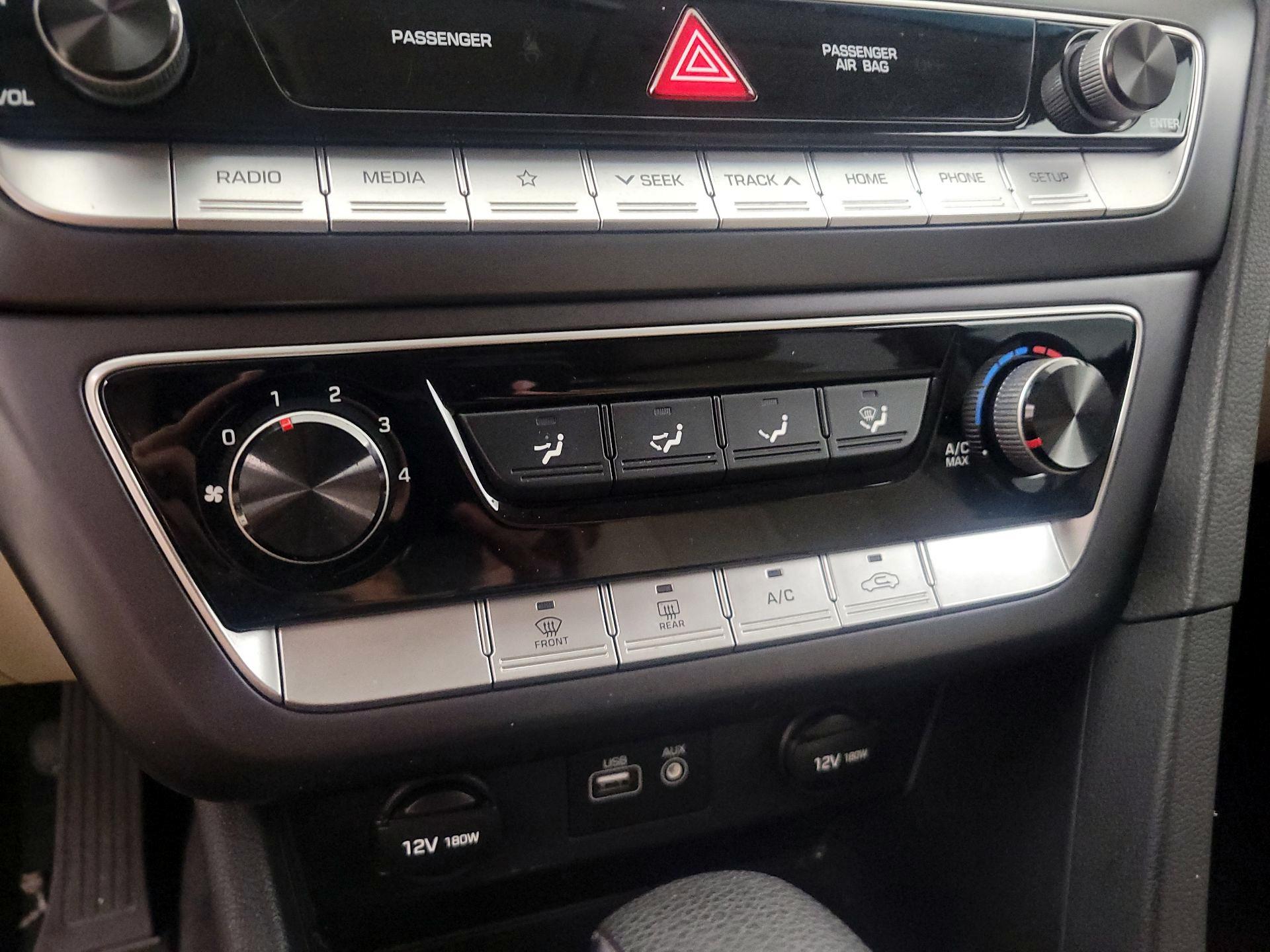 Thumbnail: 2019 Hyundai Sonata - 16