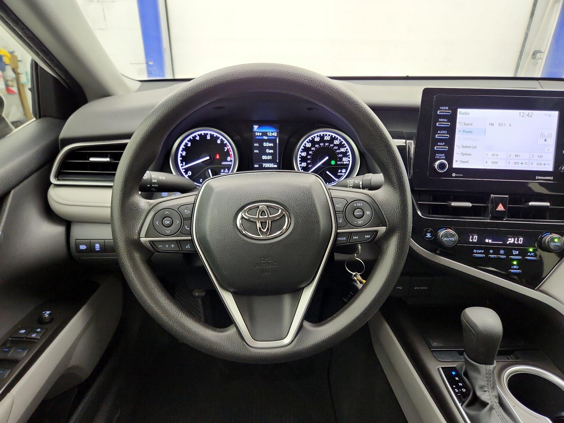Thumbnail: 2023 Toyota Camry - 10