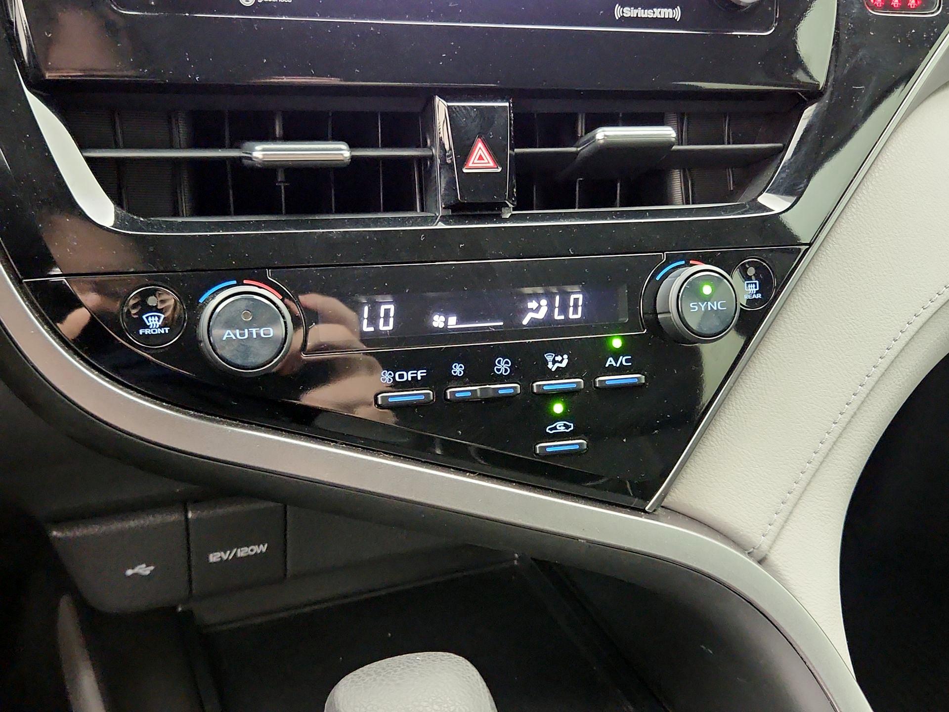 Thumbnail: 2023 Toyota Camry - 16