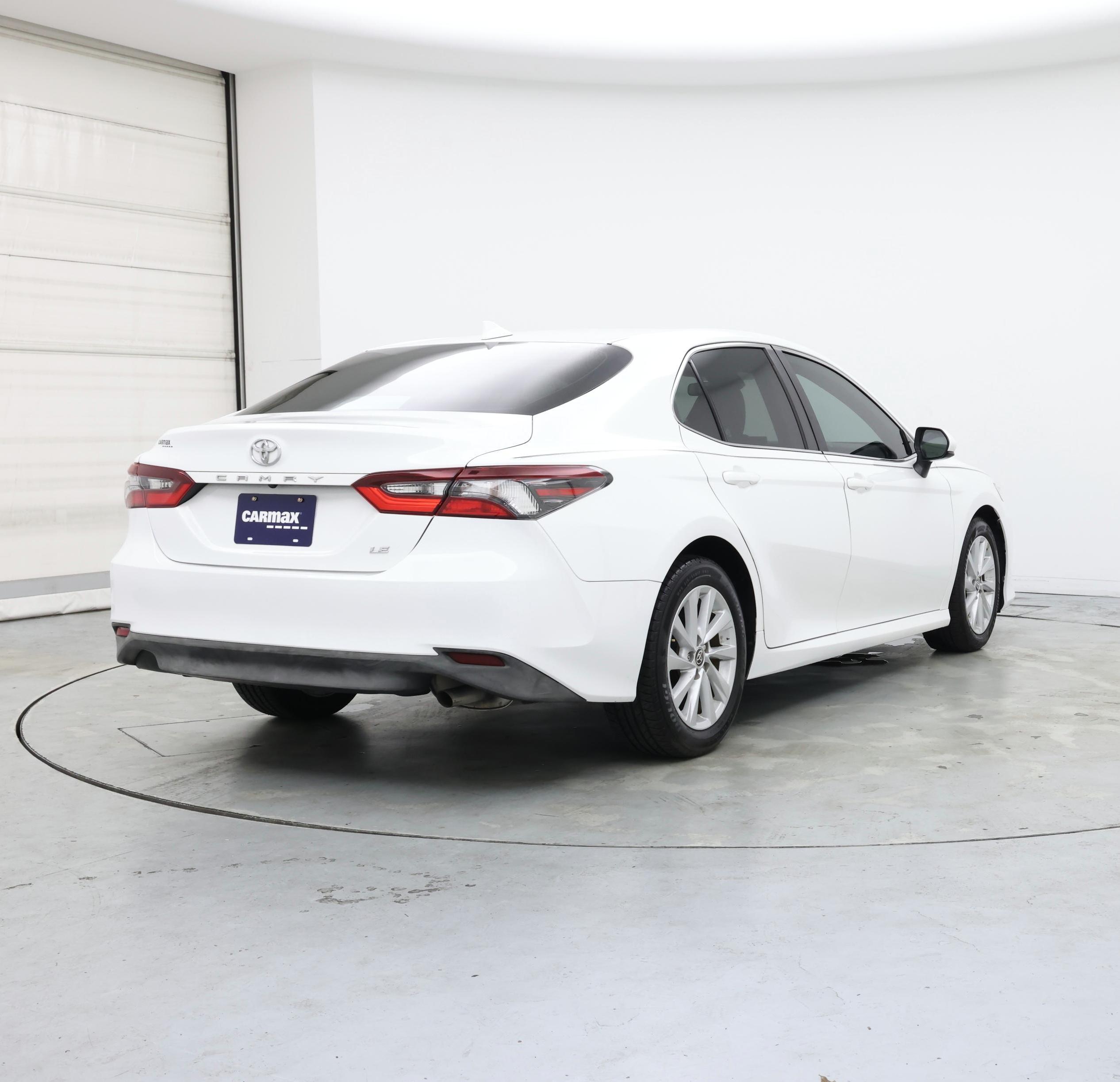Thumbnail: 2023 Toyota Camry - 8