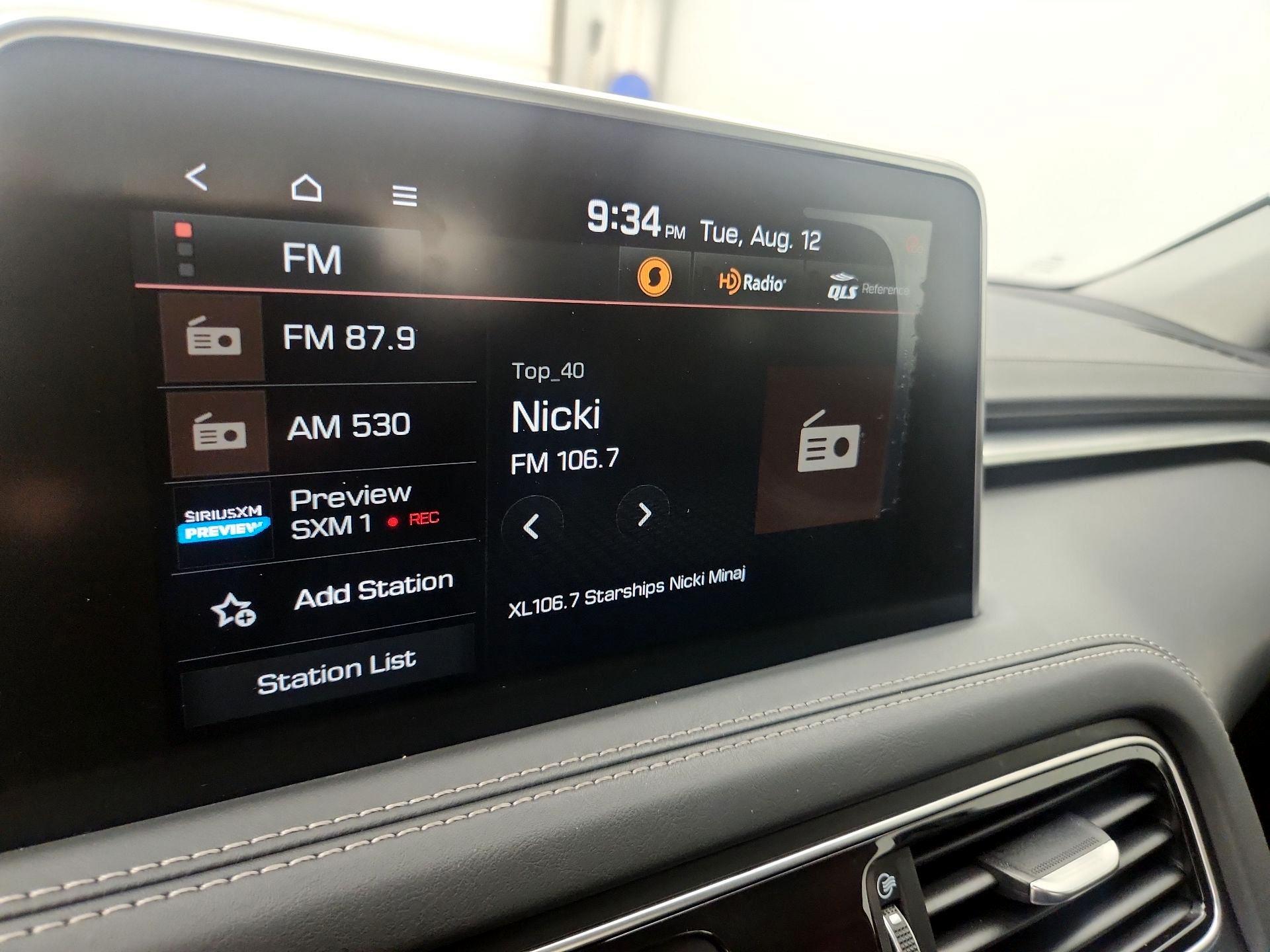 Thumbnail: 2020 Genesis G70 - 15