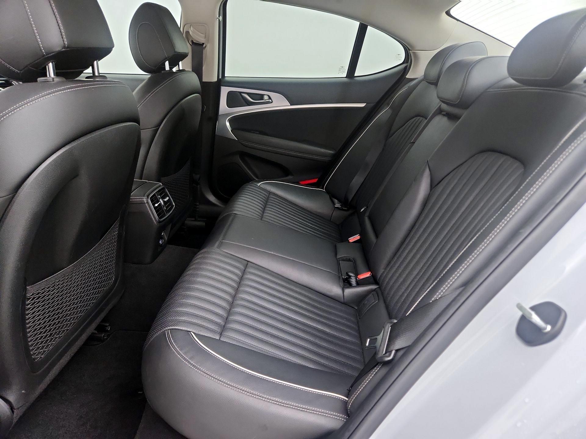 Thumbnail: 2020 Genesis G70 - 20