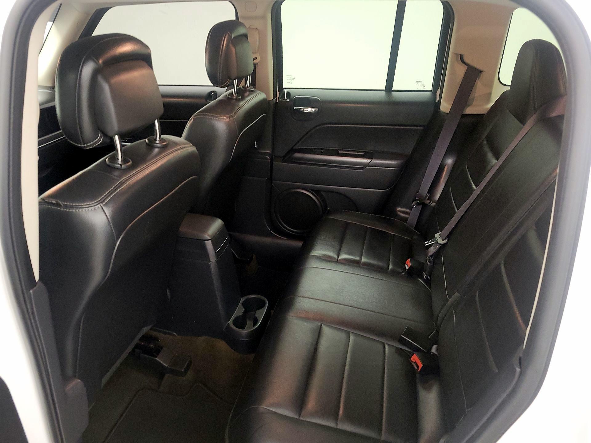 Thumbnail: 2016 Jeep Patriot - 20