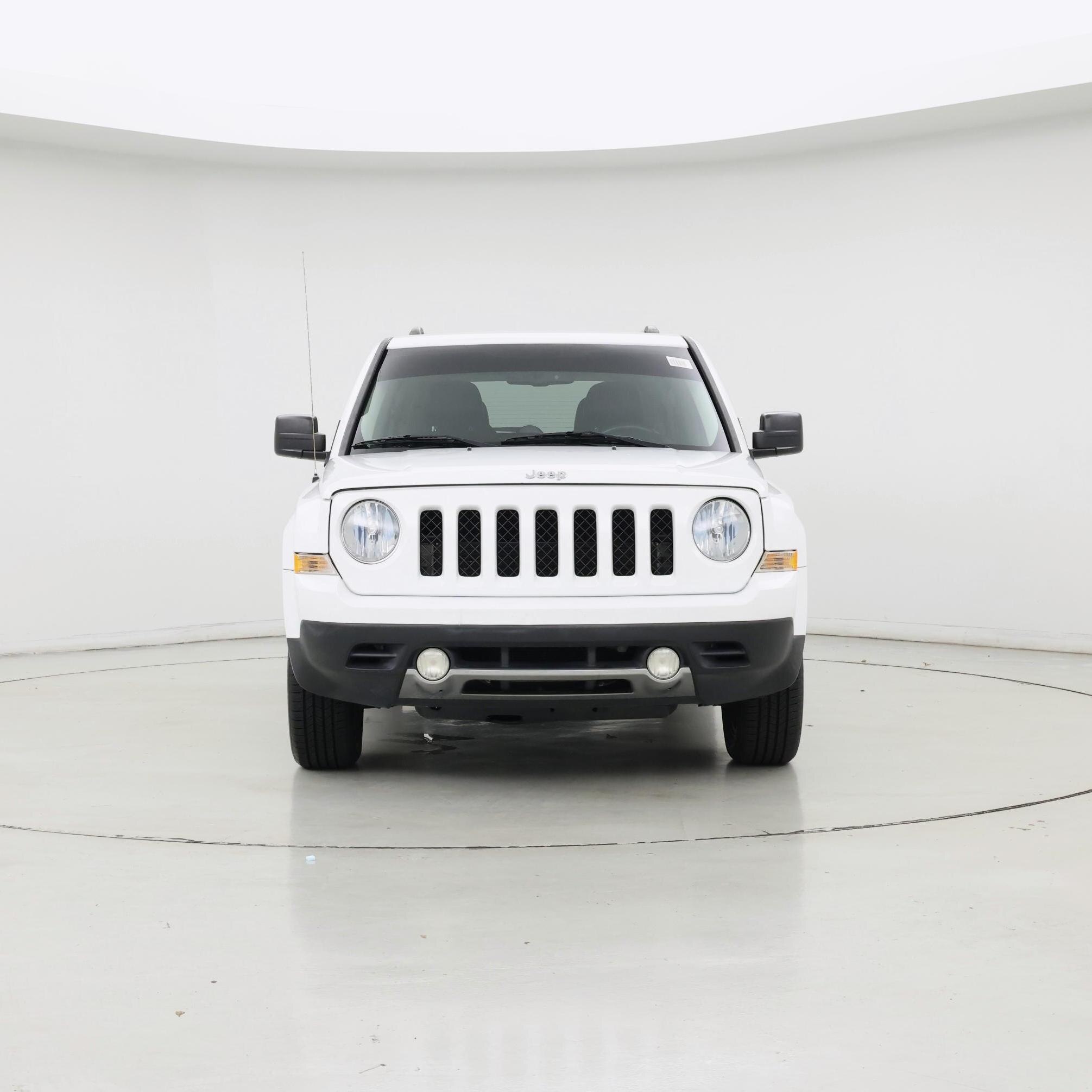 Thumbnail: 2016 Jeep Patriot - 5
