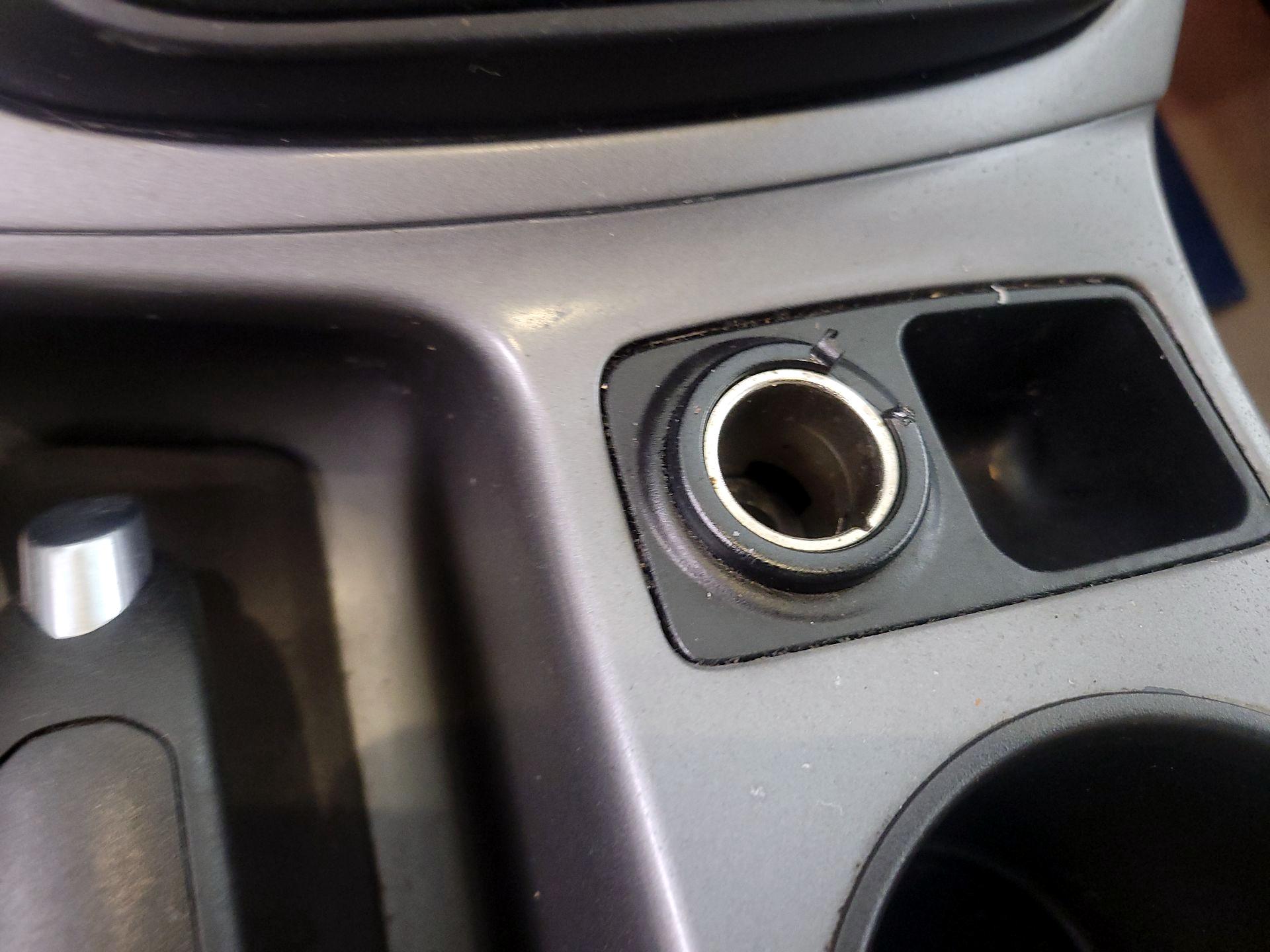 Thumbnail: 2015 Ford Escape - 18