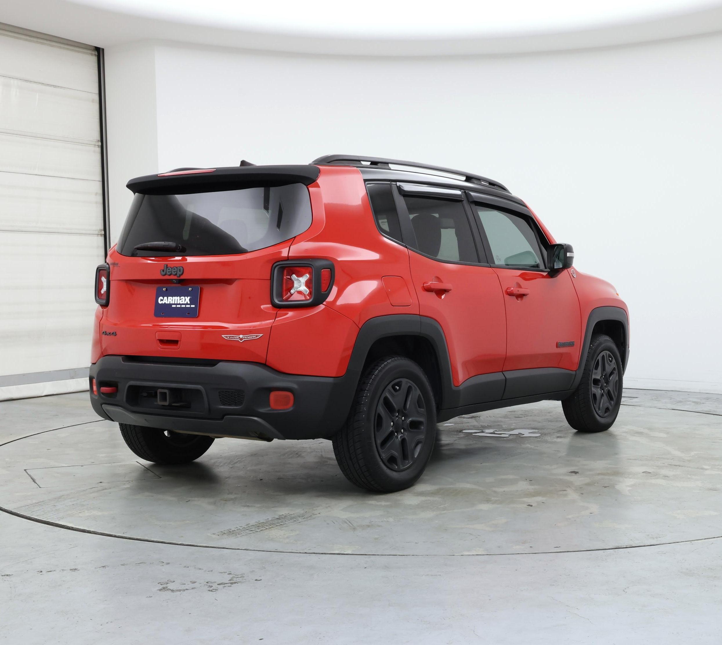 Thumbnail: 2018 Jeep Renegade - 8