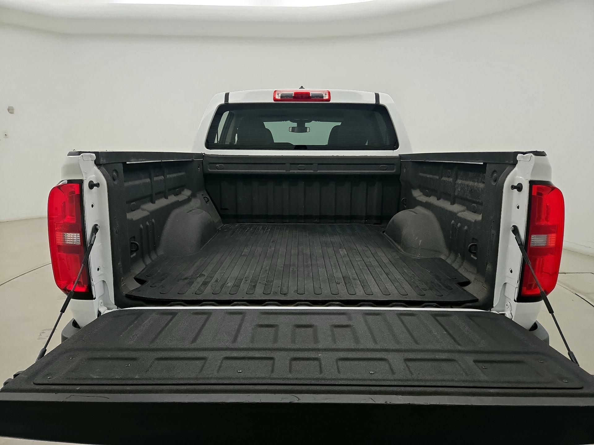 Thumbnail: 2019 Chevrolet Colorado - 20