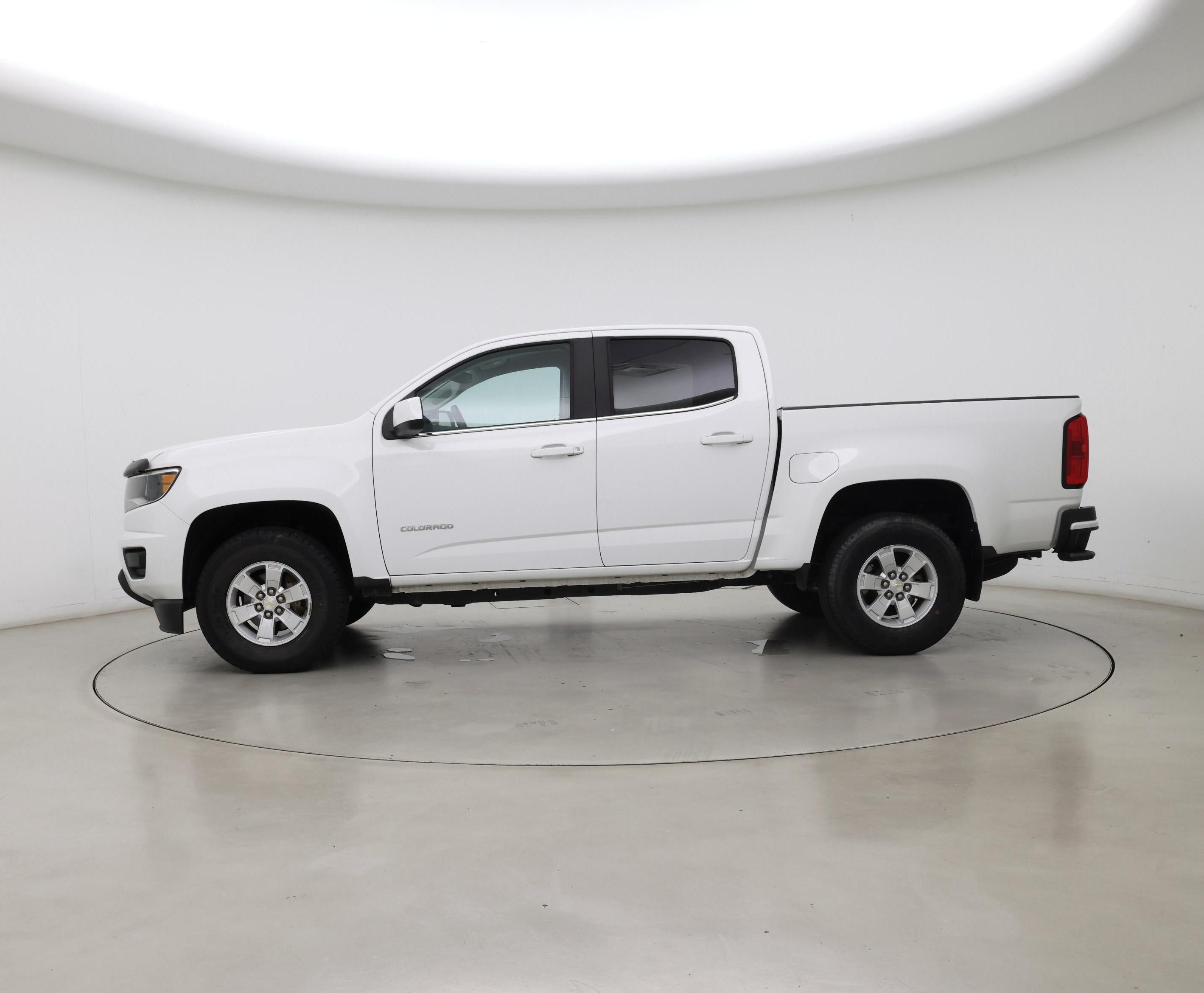 Thumbnail: 2019 Chevrolet Colorado - 3