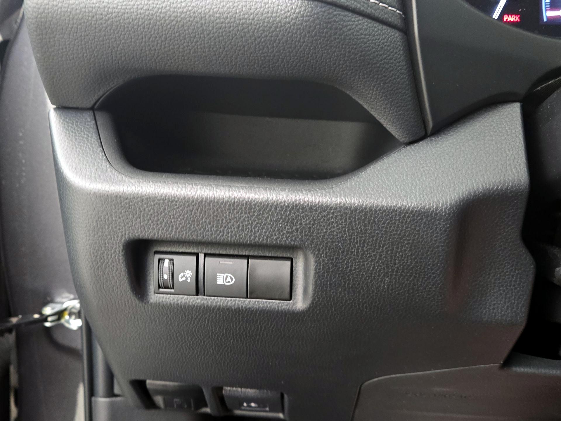 Thumbnail: 2023 Toyota RAV4 - 13
