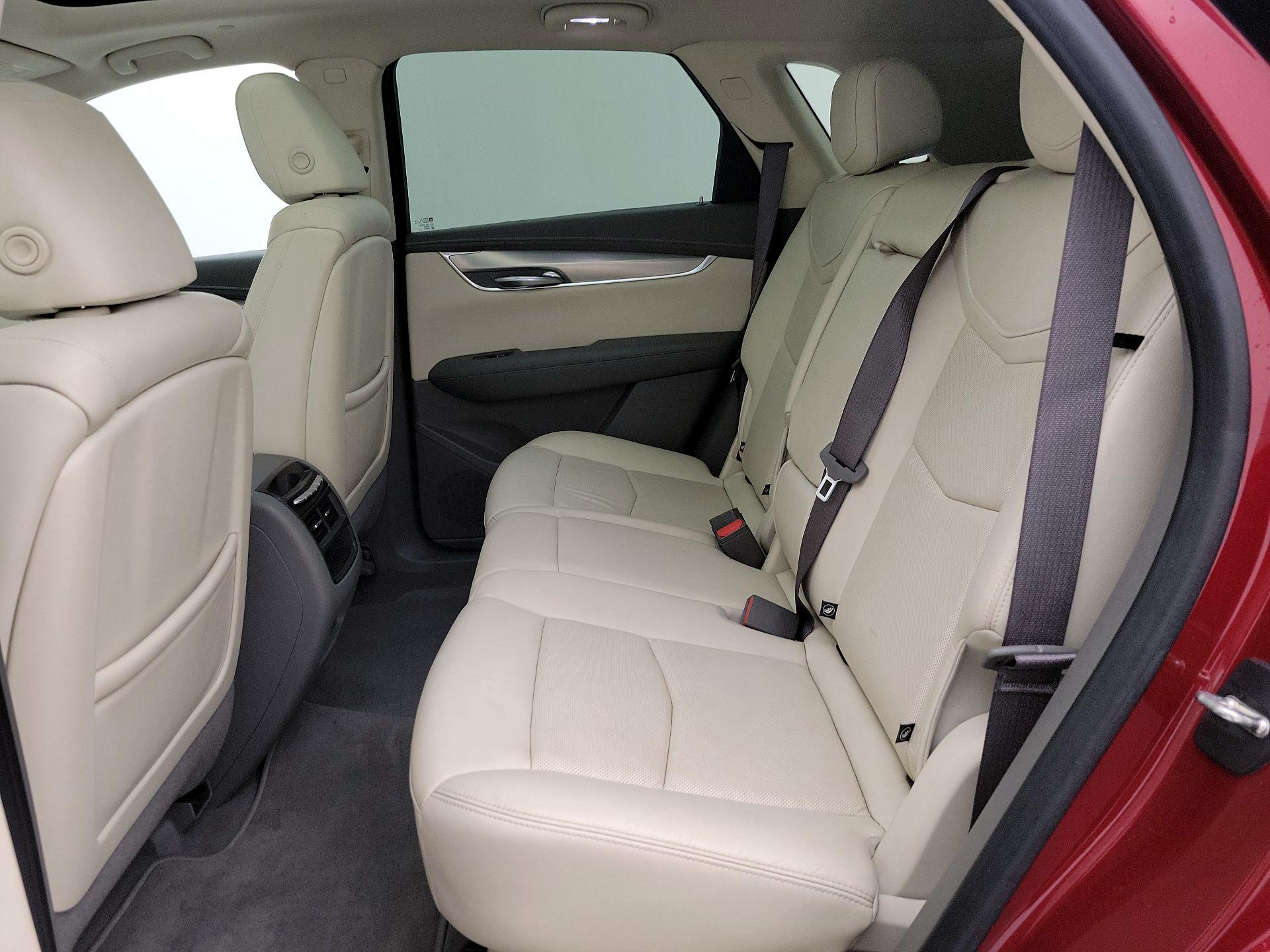 Thumbnail: 2020 Cadillac XT5 - 20