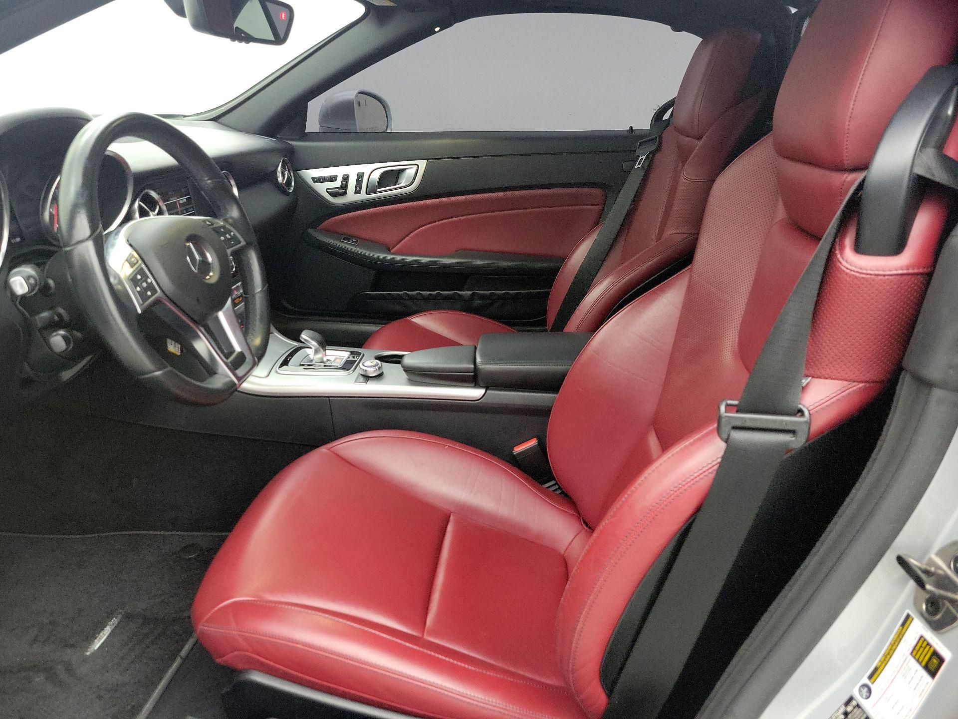 Thumbnail: 2016 Mercedes-Benz SLK - 11