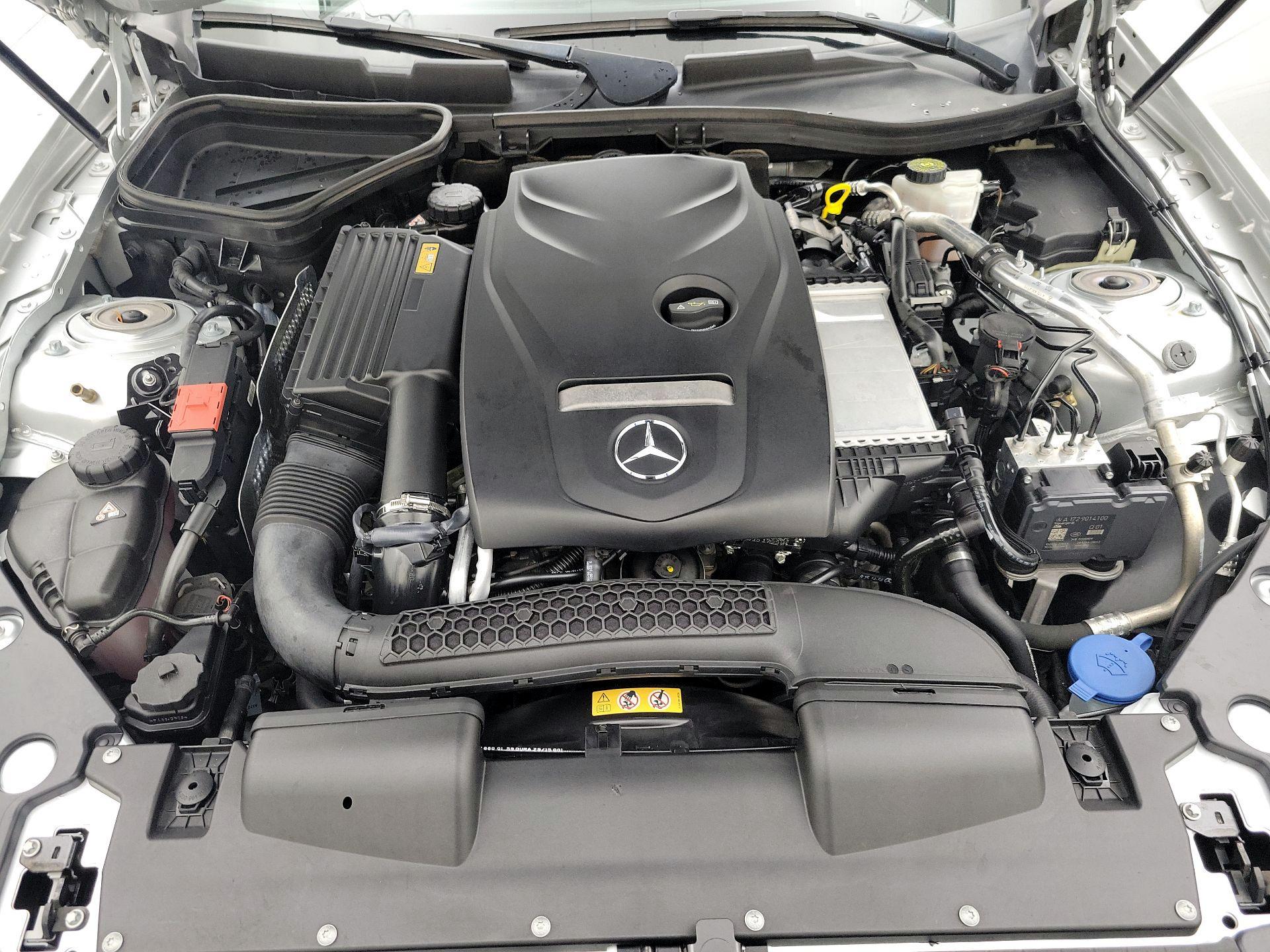 Thumbnail: 2016 Mercedes-Benz SLK - 19