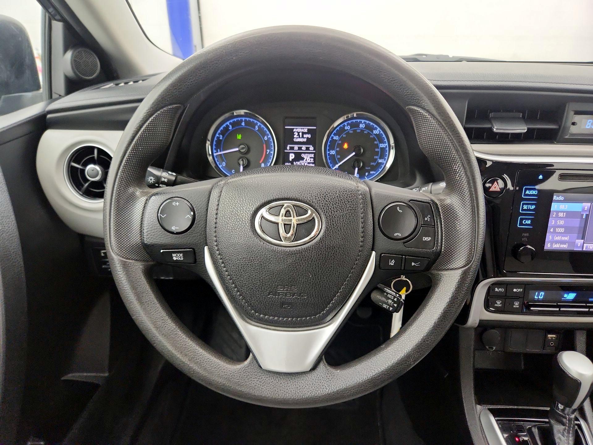 Thumbnail: 2018 Toyota Corolla - 10