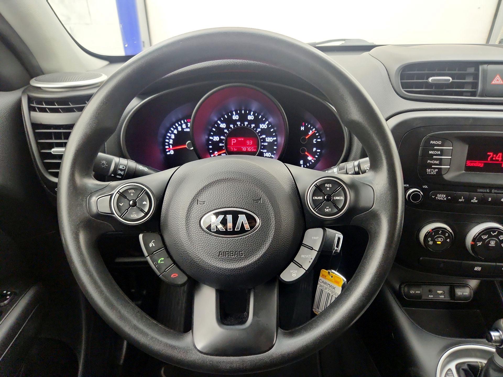 Thumbnail: 2015 Kia Soul - 10