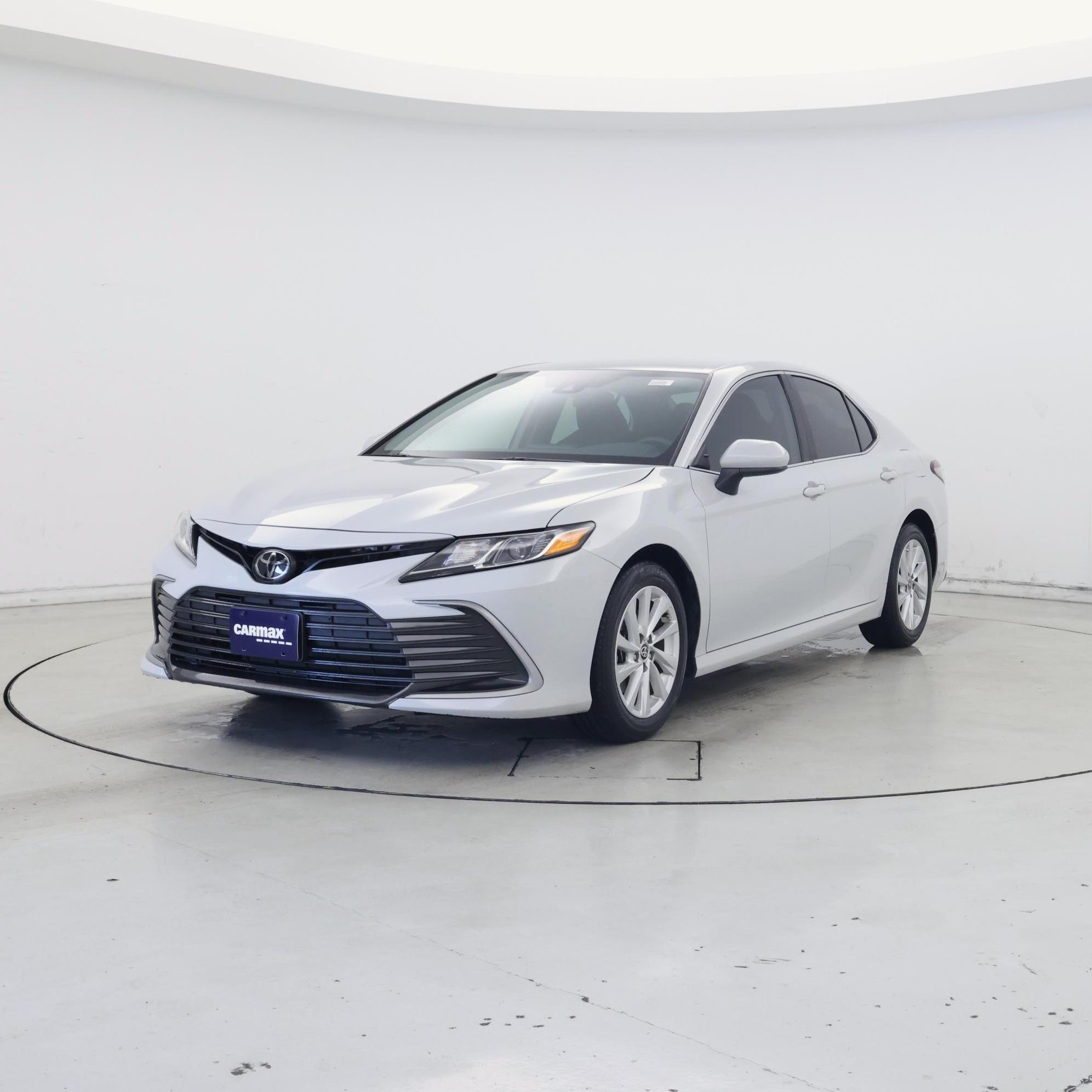 Thumbnail: 2023 Toyota Camry - 4