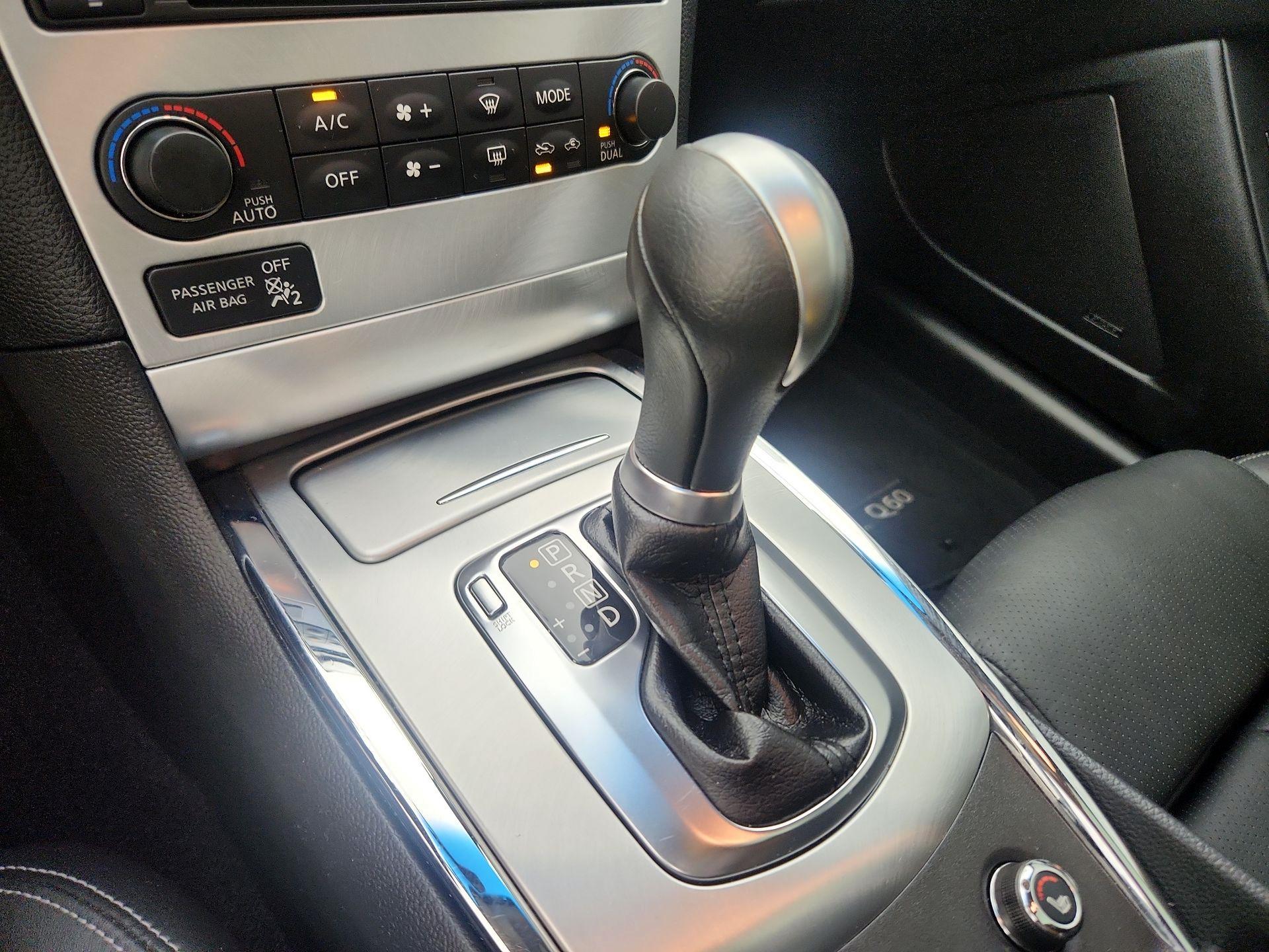 Thumbnail: 2014 INFINITI Q60 - 17