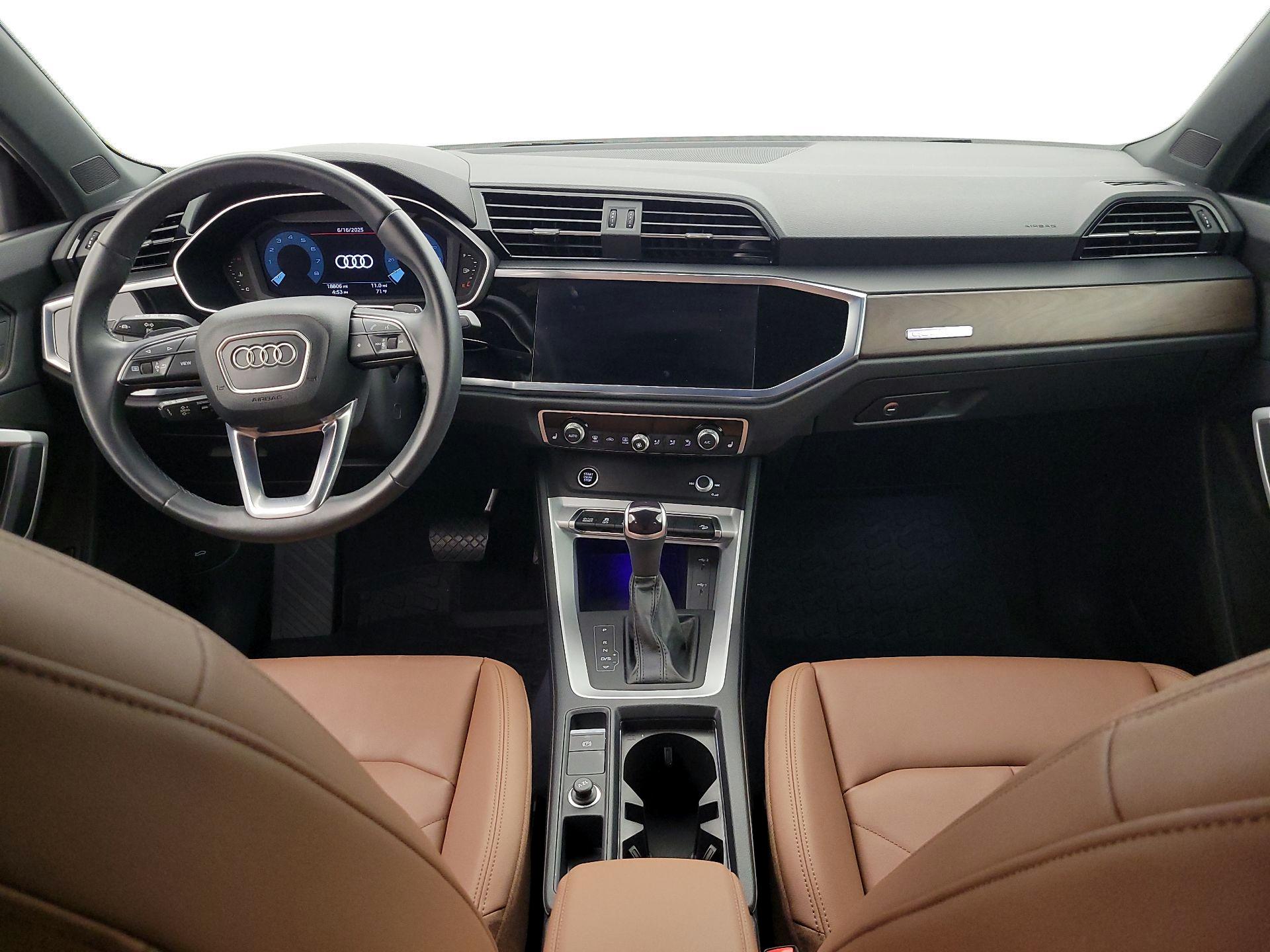 Thumbnail: 2022 Audi Q3 - 9