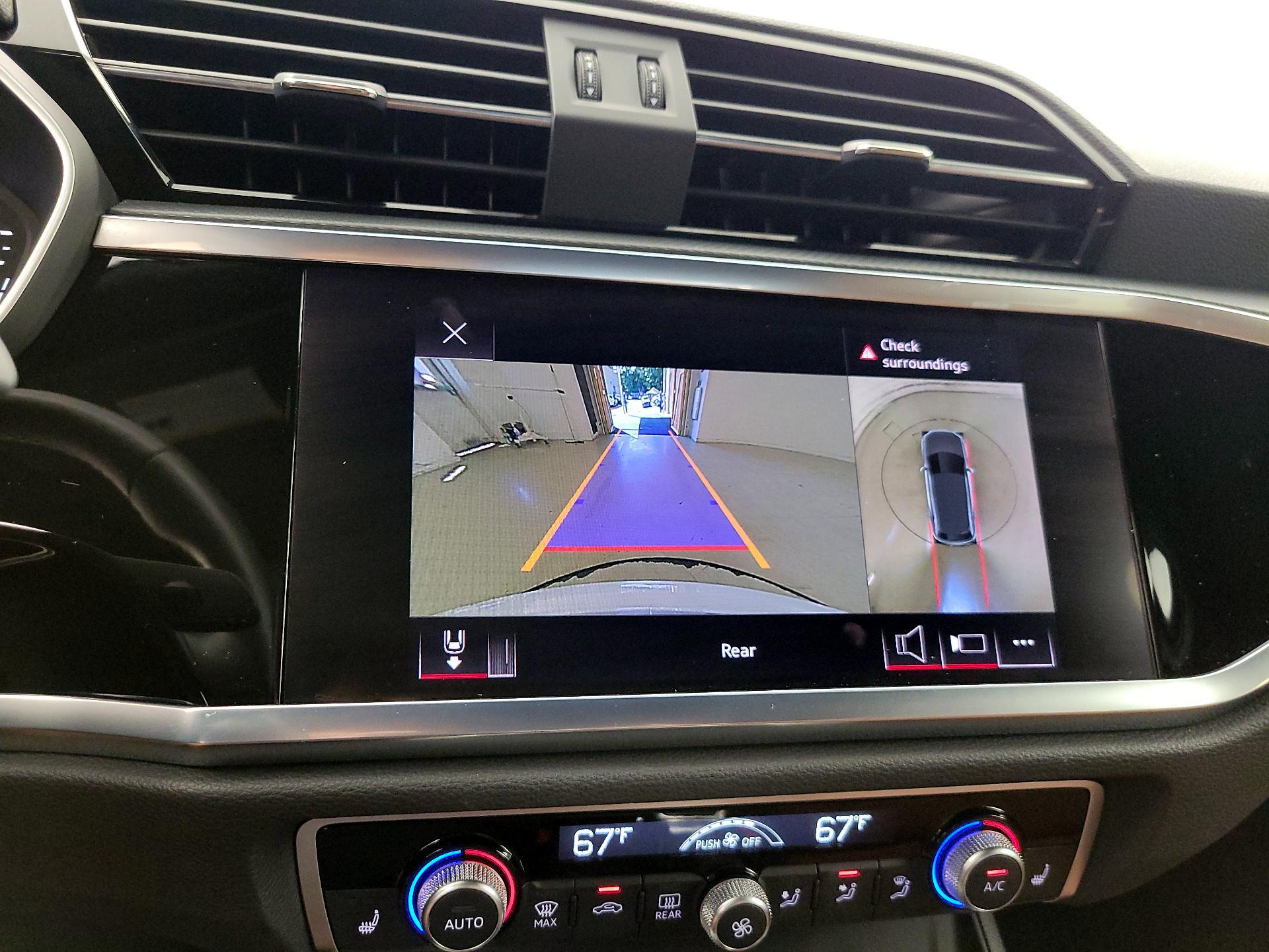 Thumbnail: 2022 Audi Q3 - 14