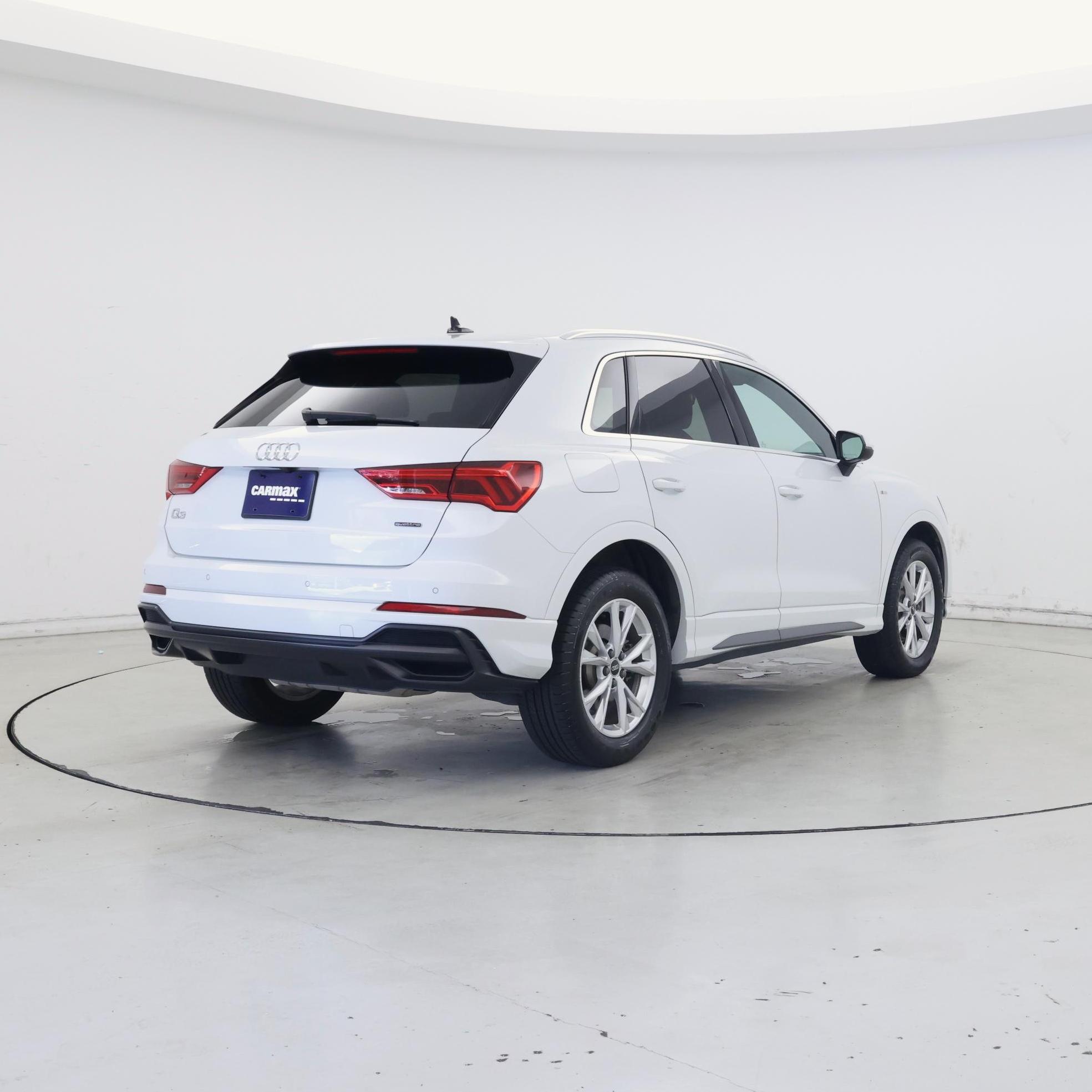 Thumbnail: 2022 Audi Q3 - 8
