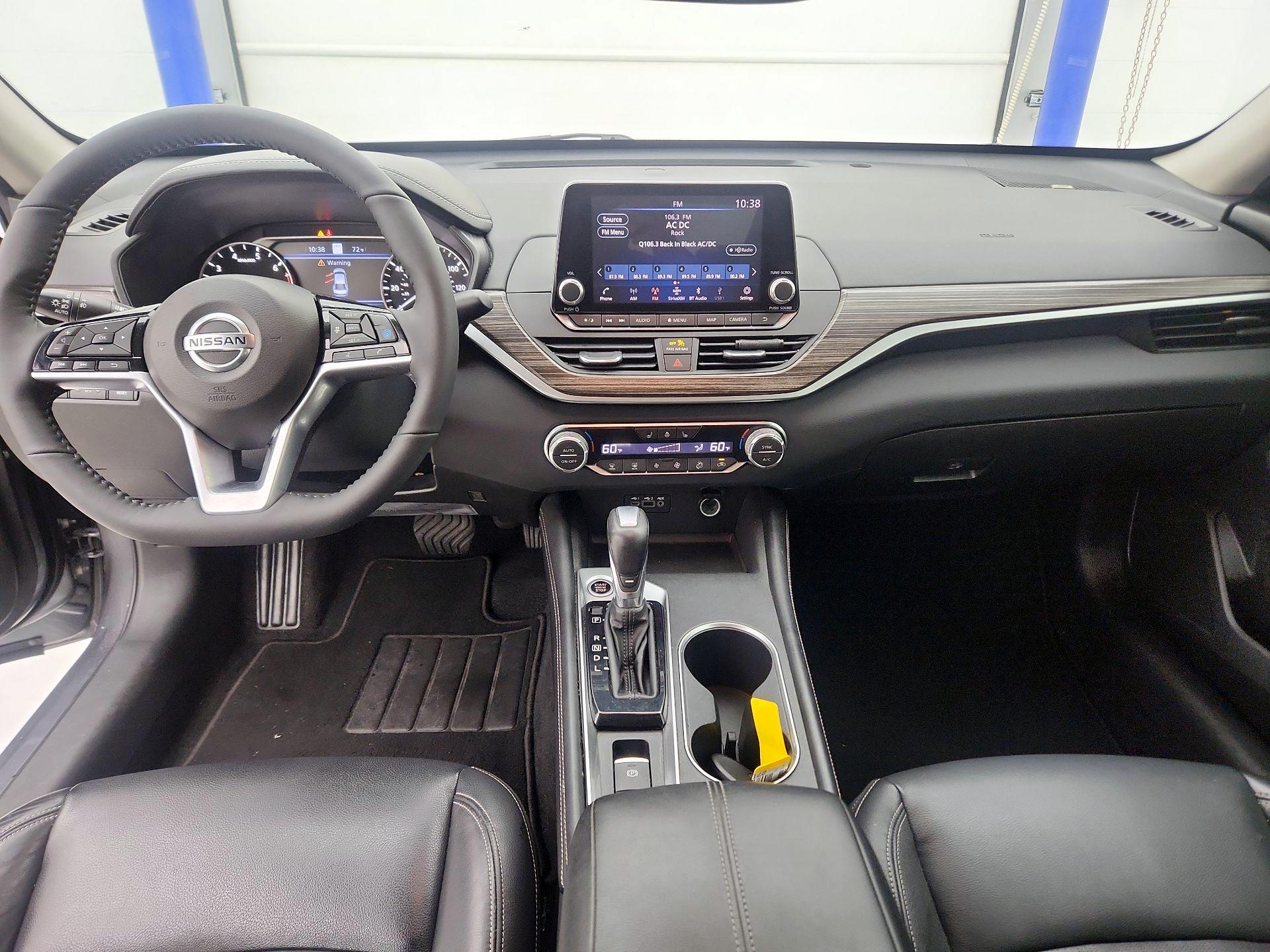 Thumbnail: 2019 Nissan Altima - 9