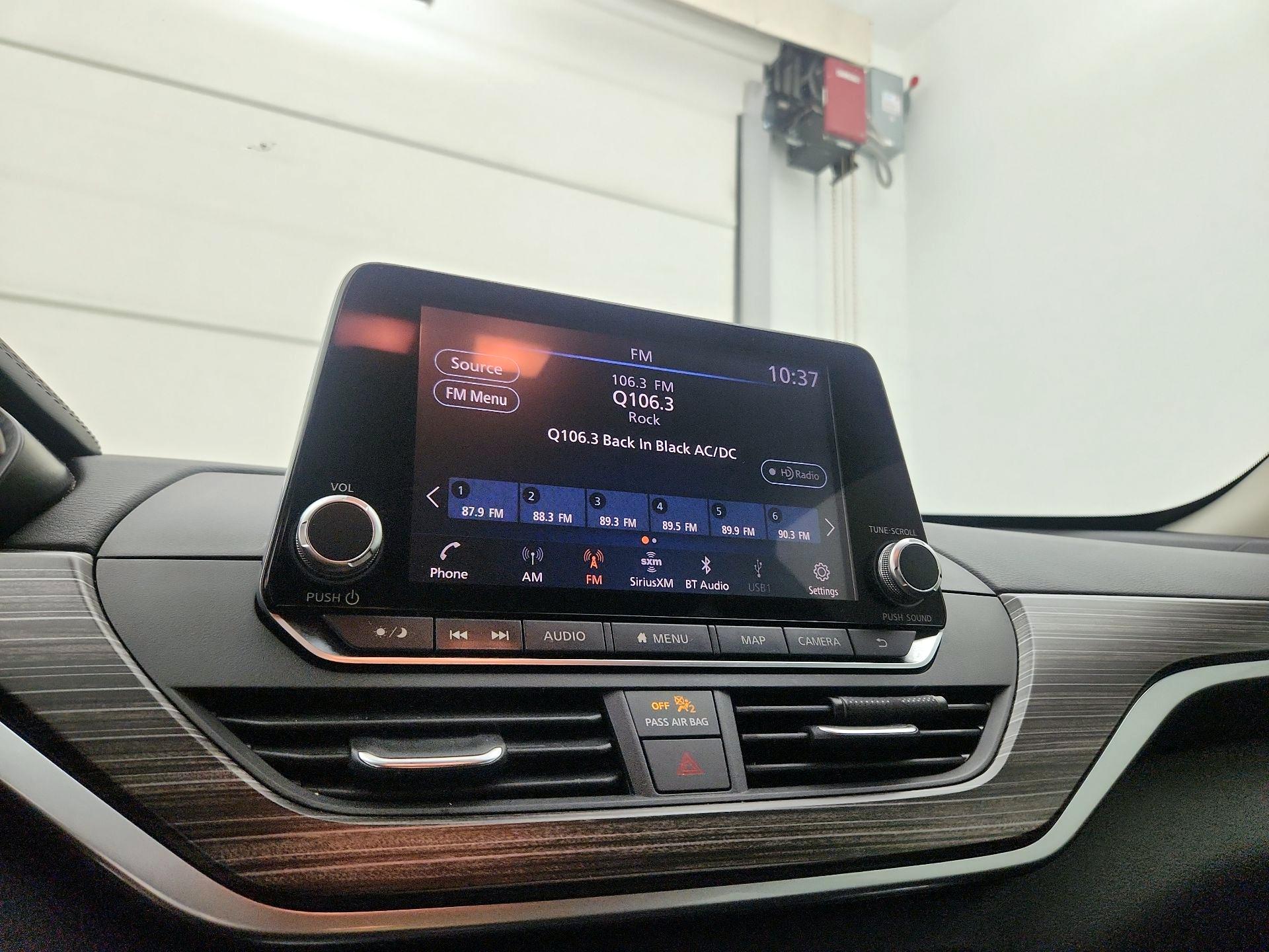 Thumbnail: 2019 Nissan Altima - 15
