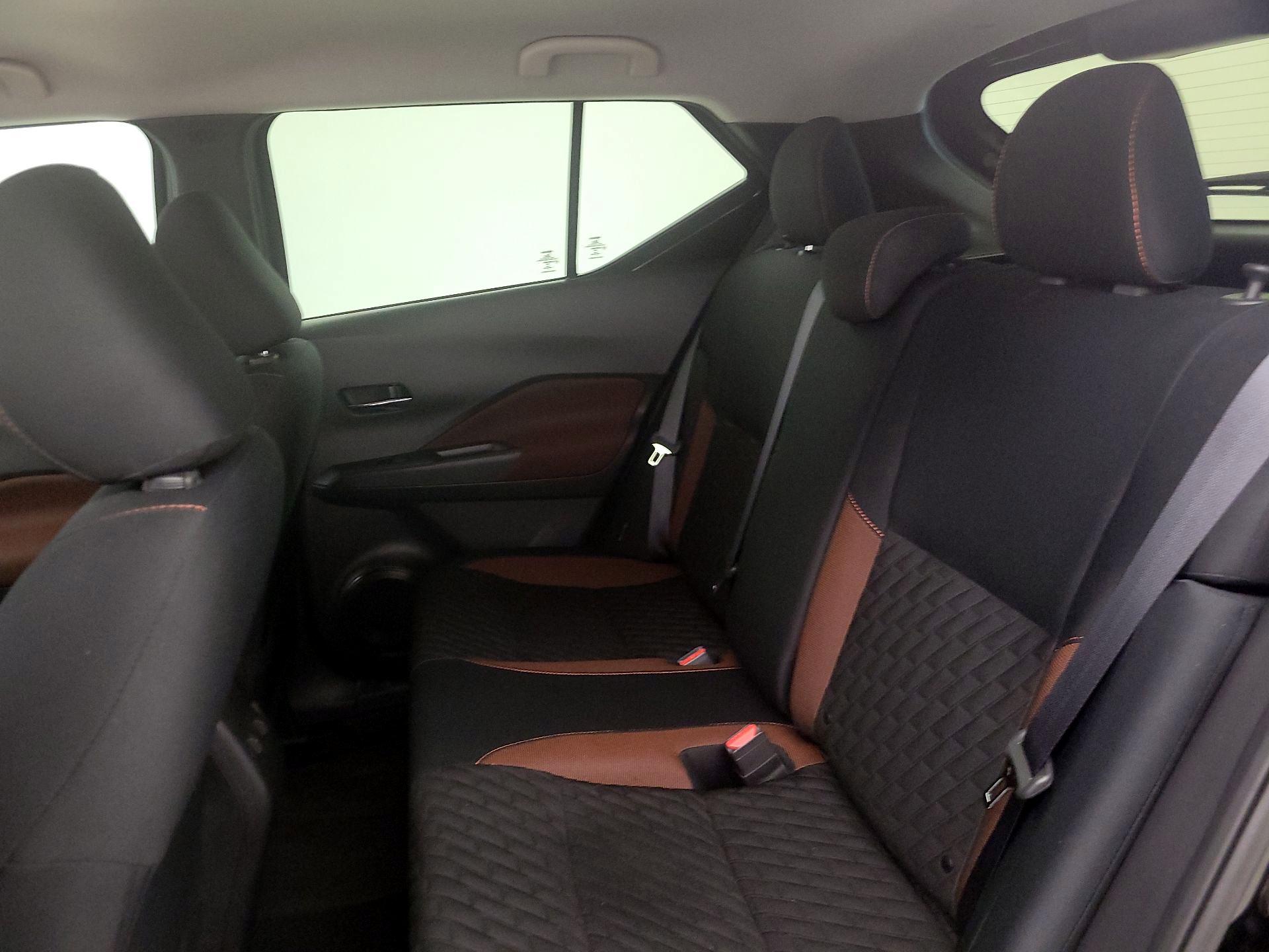 Thumbnail: 2021 Nissan Kicks - 18
